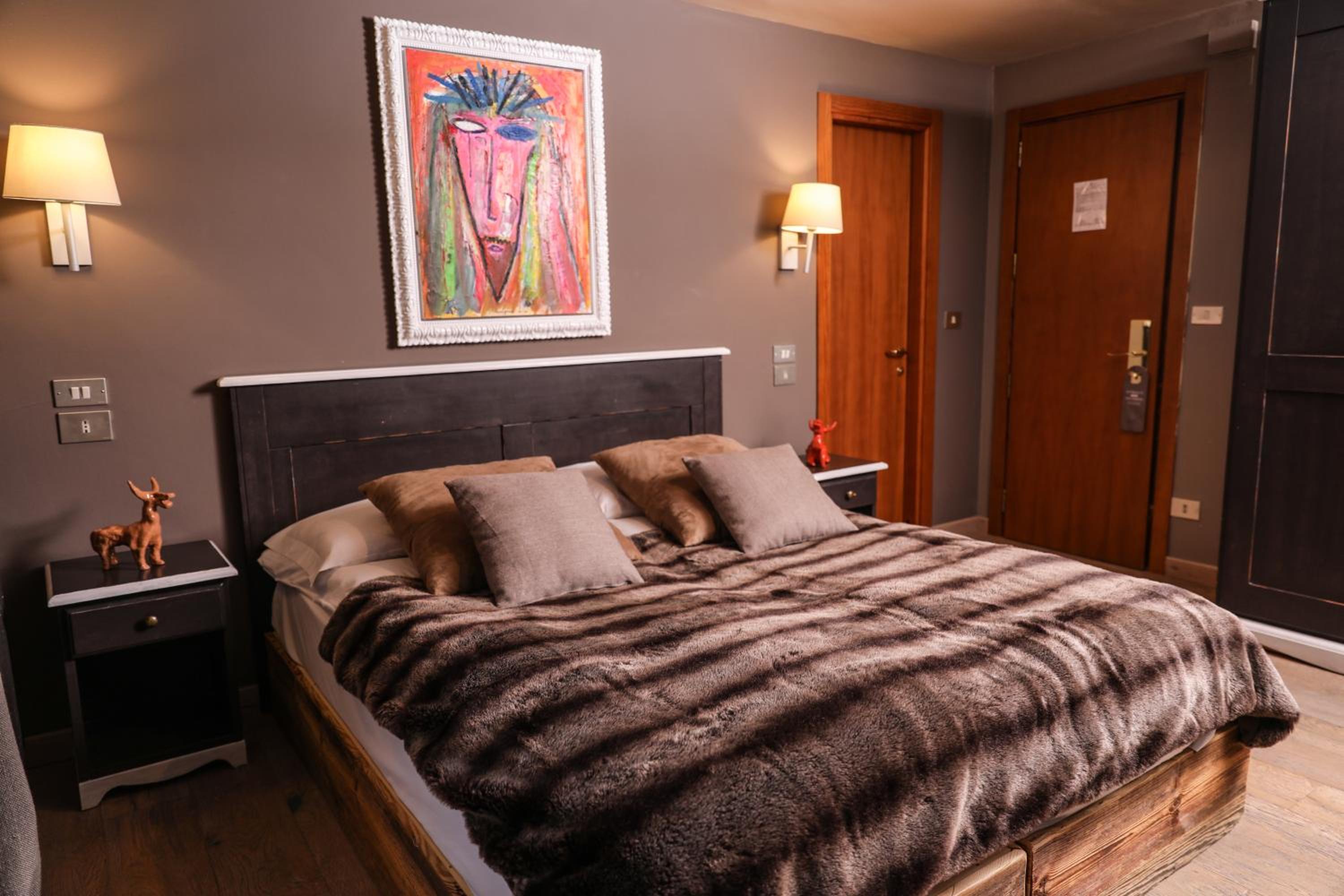 Double or Twin Room with Mountain View photo 1