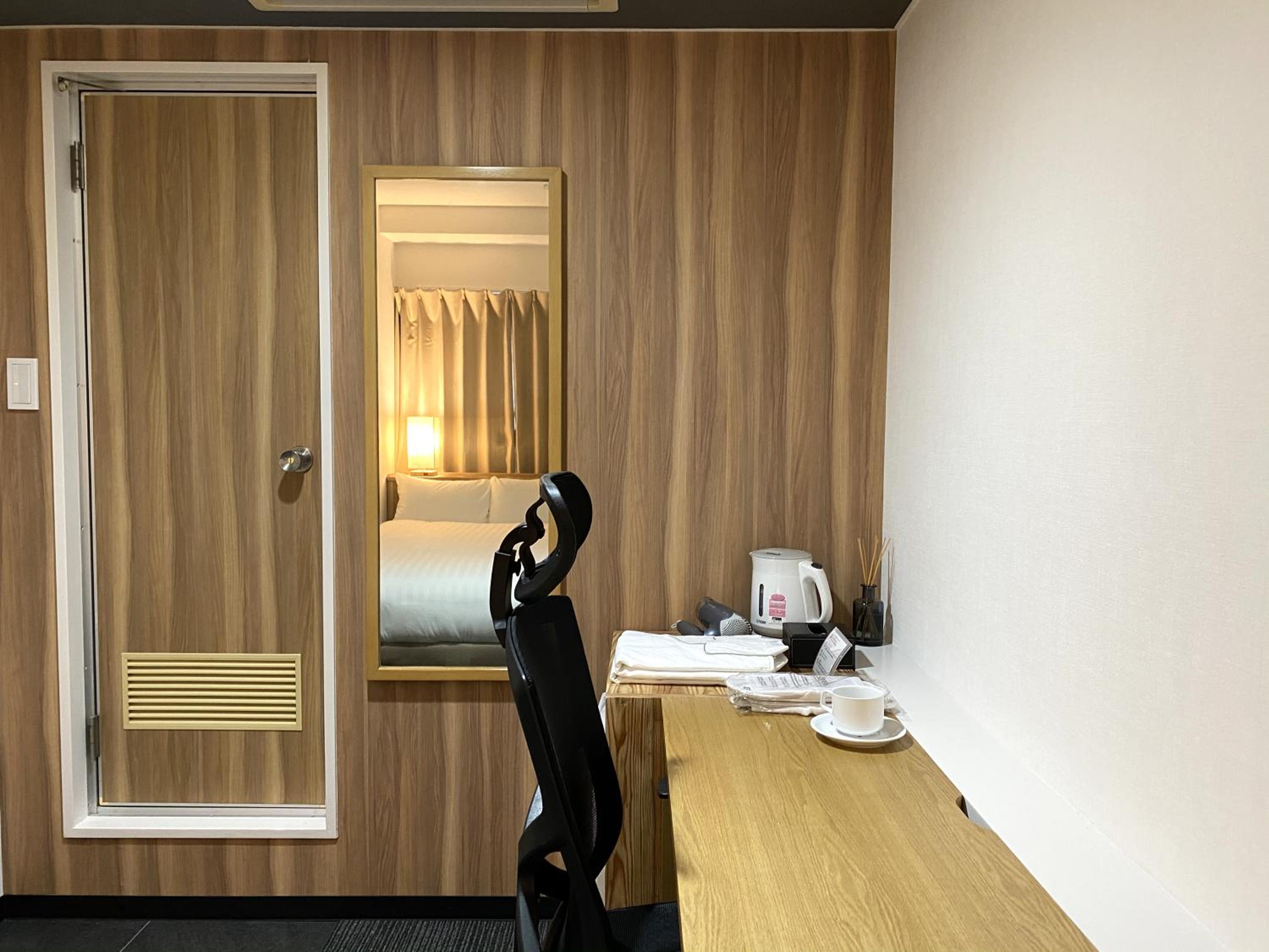 Economy Double Room - Photo 6