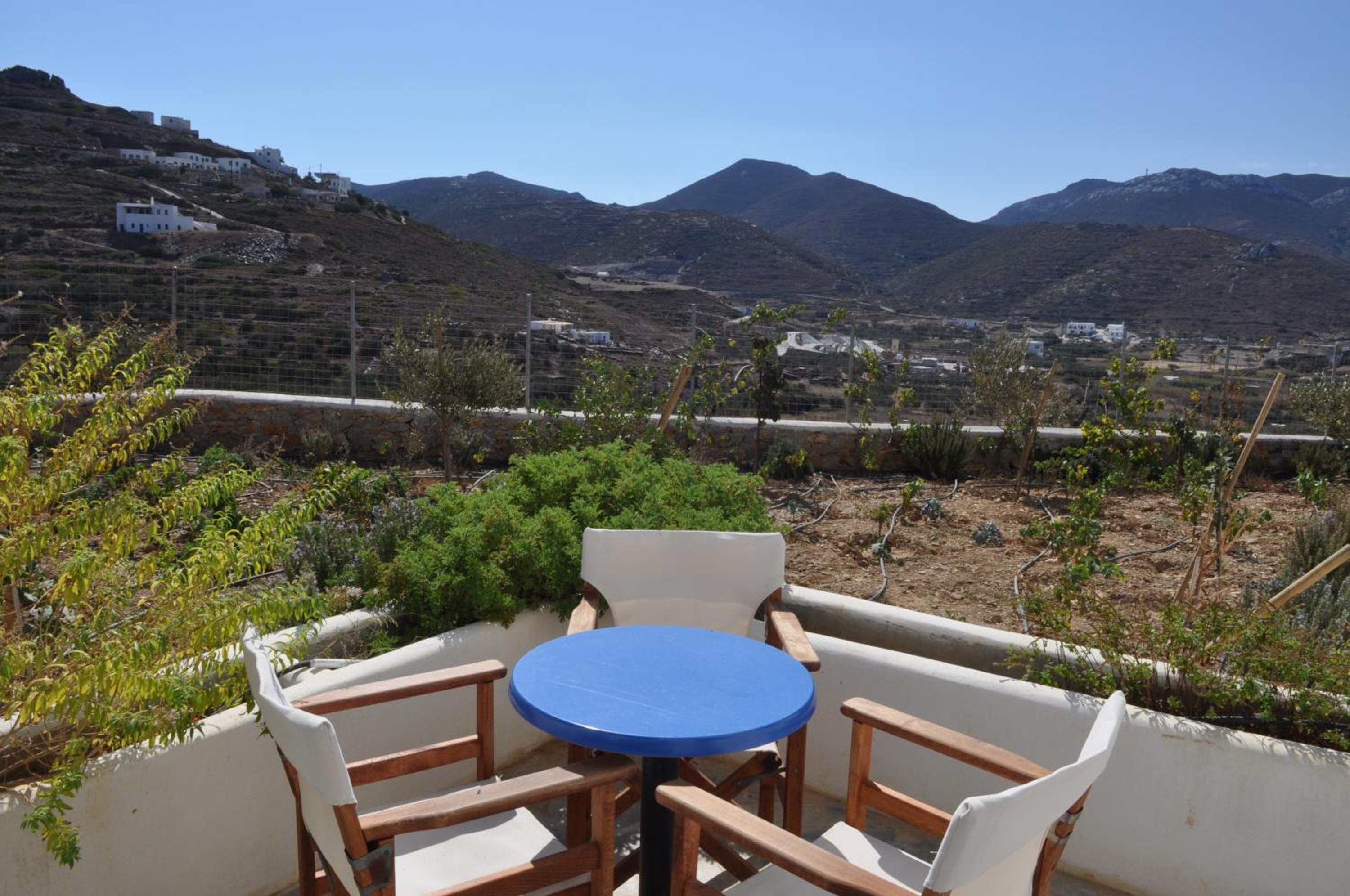 Studio with Garden View (2 Adults) - Photo 3