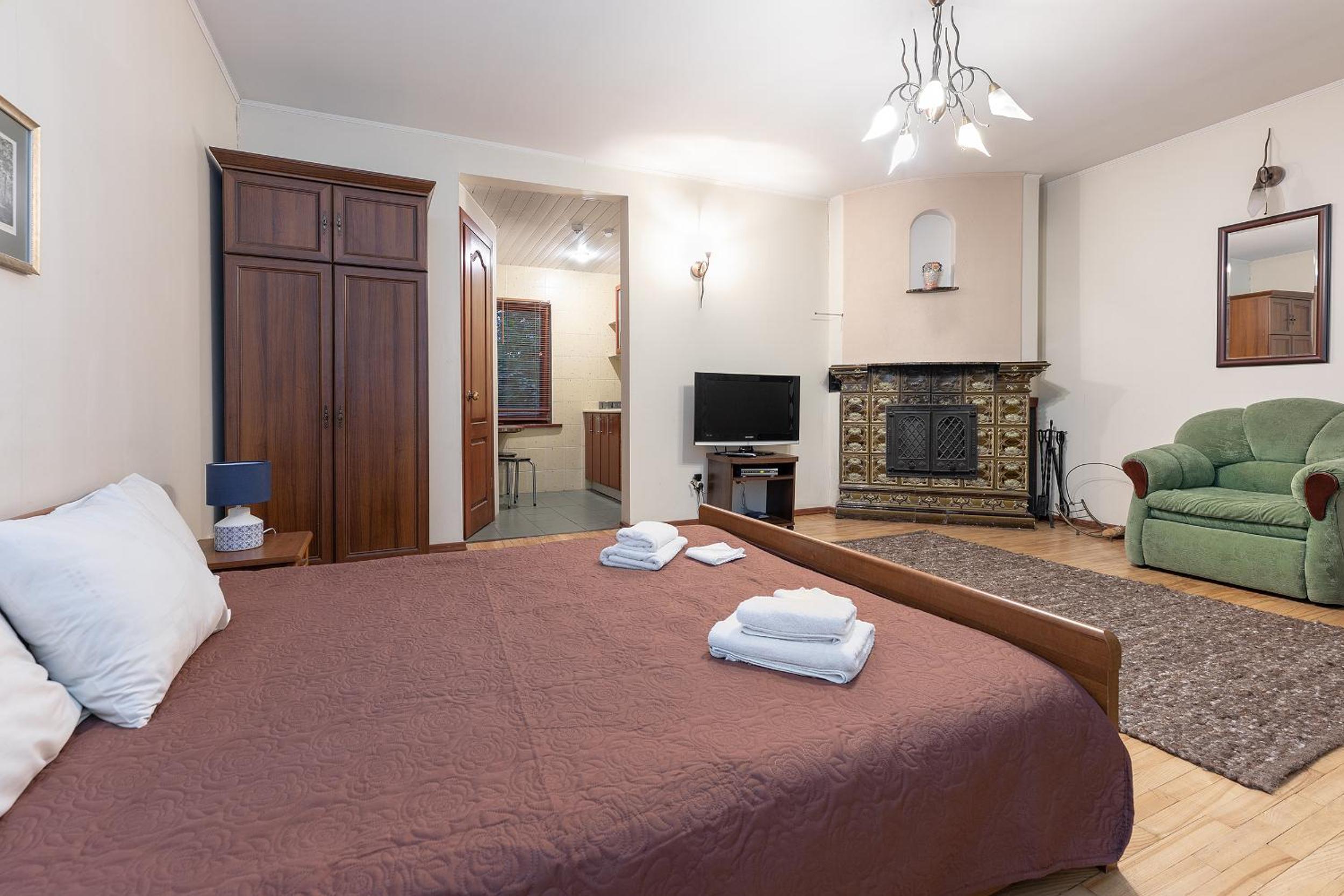 Apartment (2 Adults)