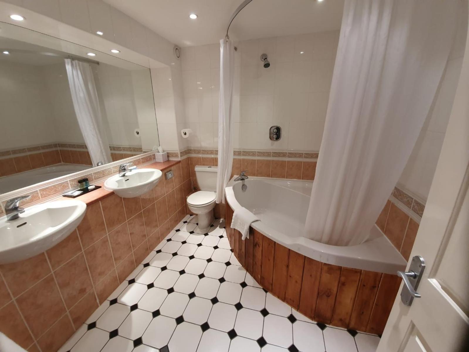Family Suite - Photo 5
