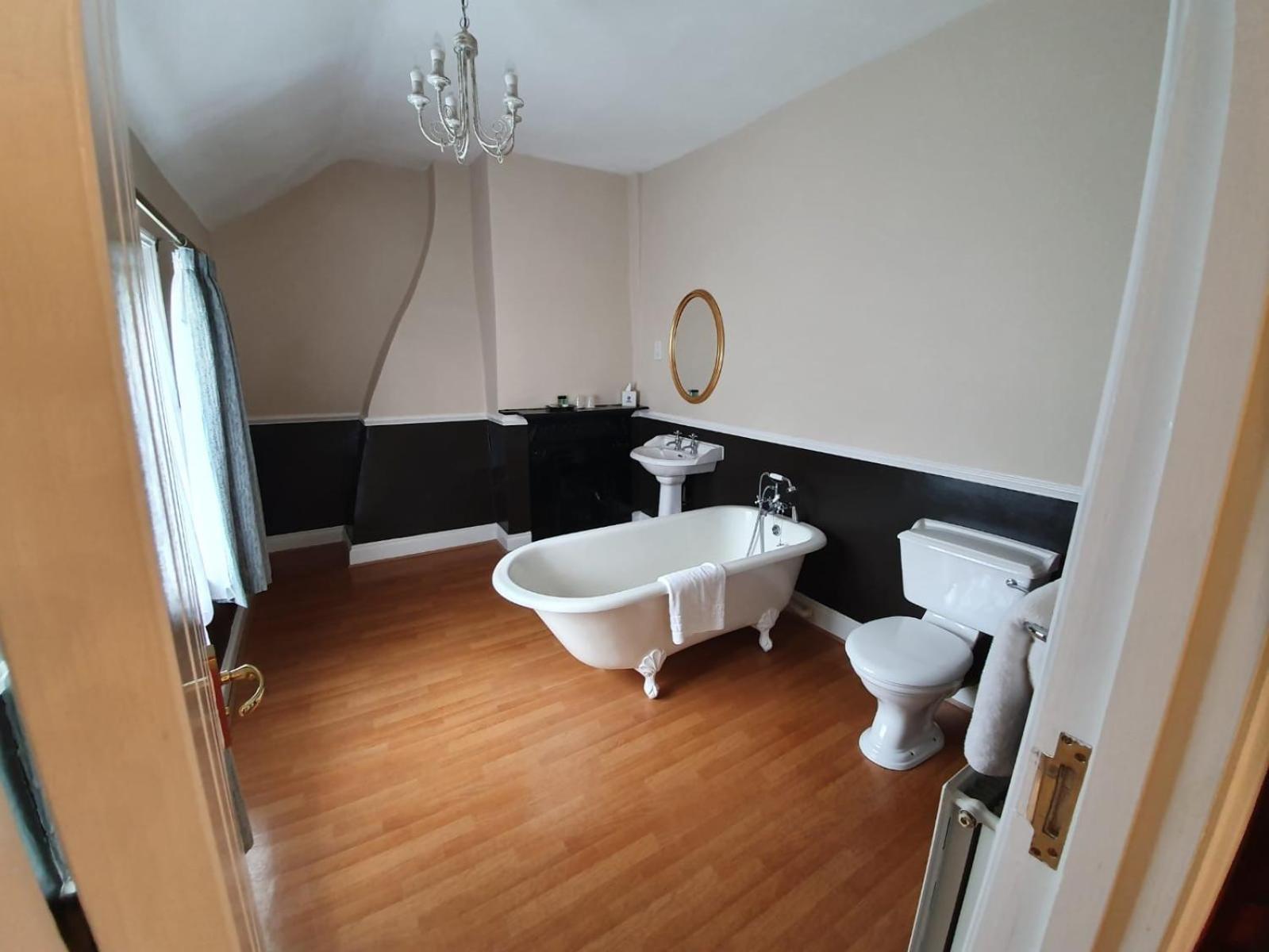 Cottage with Double Bed - Photo 8