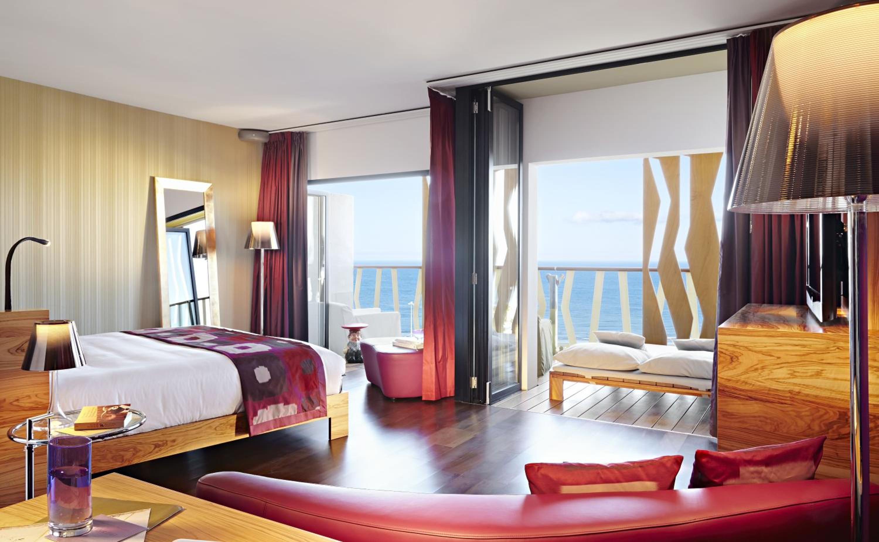 Junior Suite With Ocean View (Single Use) - Photo 1