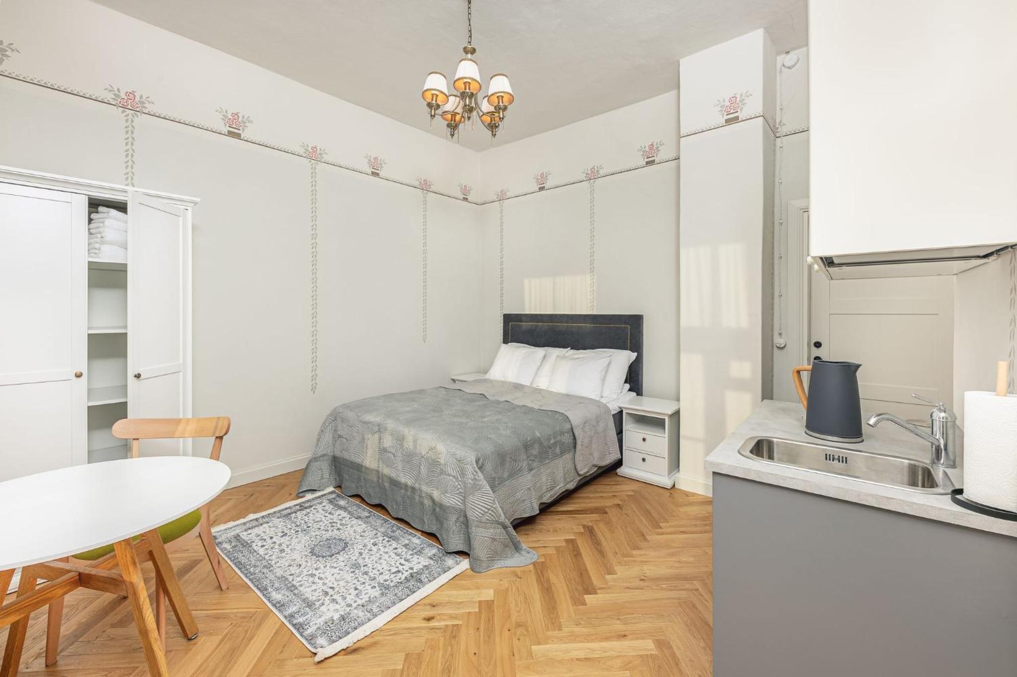 Deluxe Double Room - Photo 2