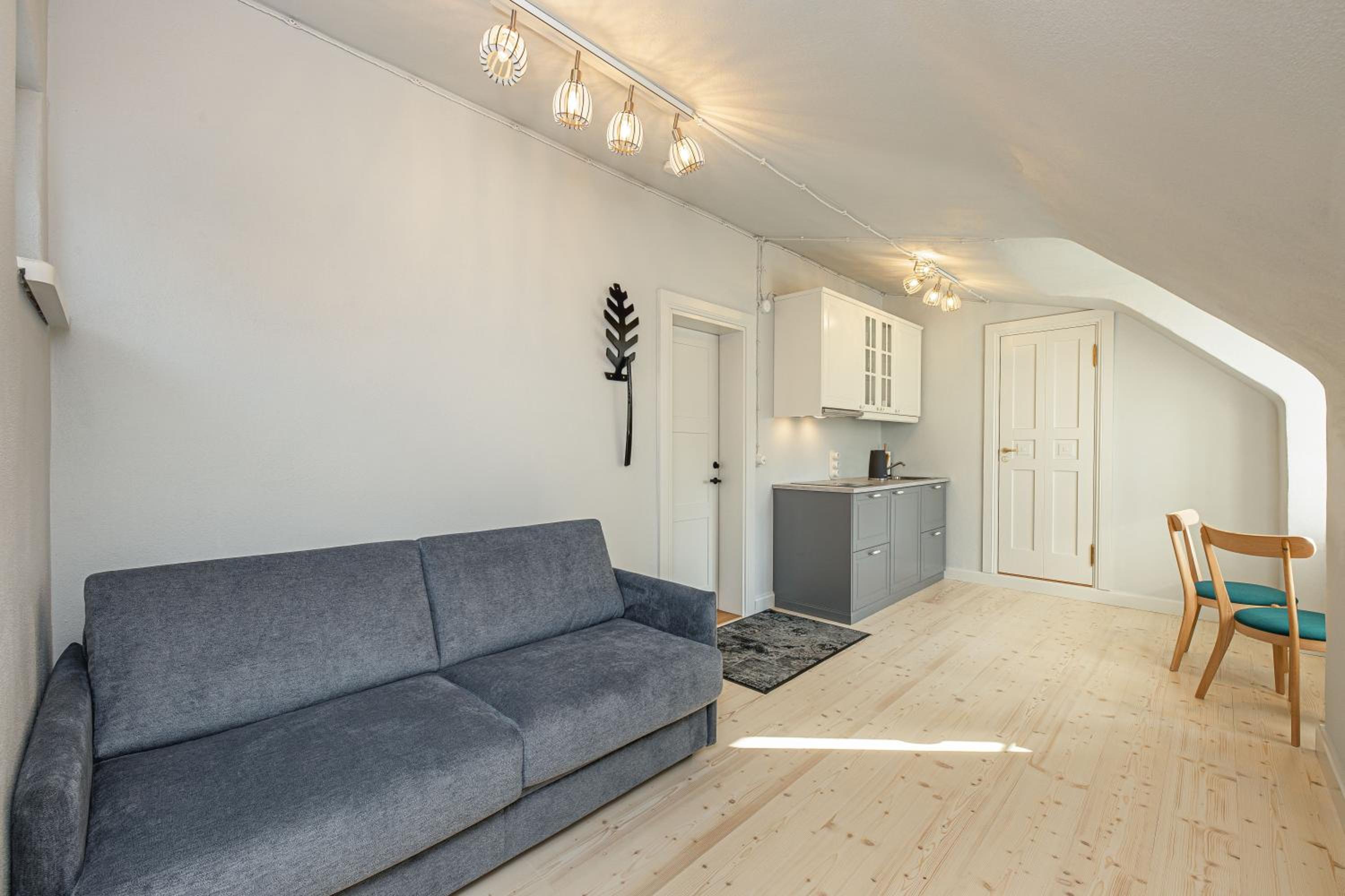 Apartment with Garden View - Photo 2