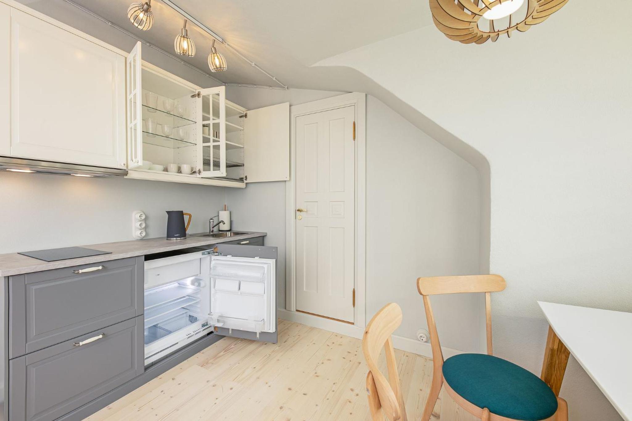 Apartment with Garden View - Photo 4