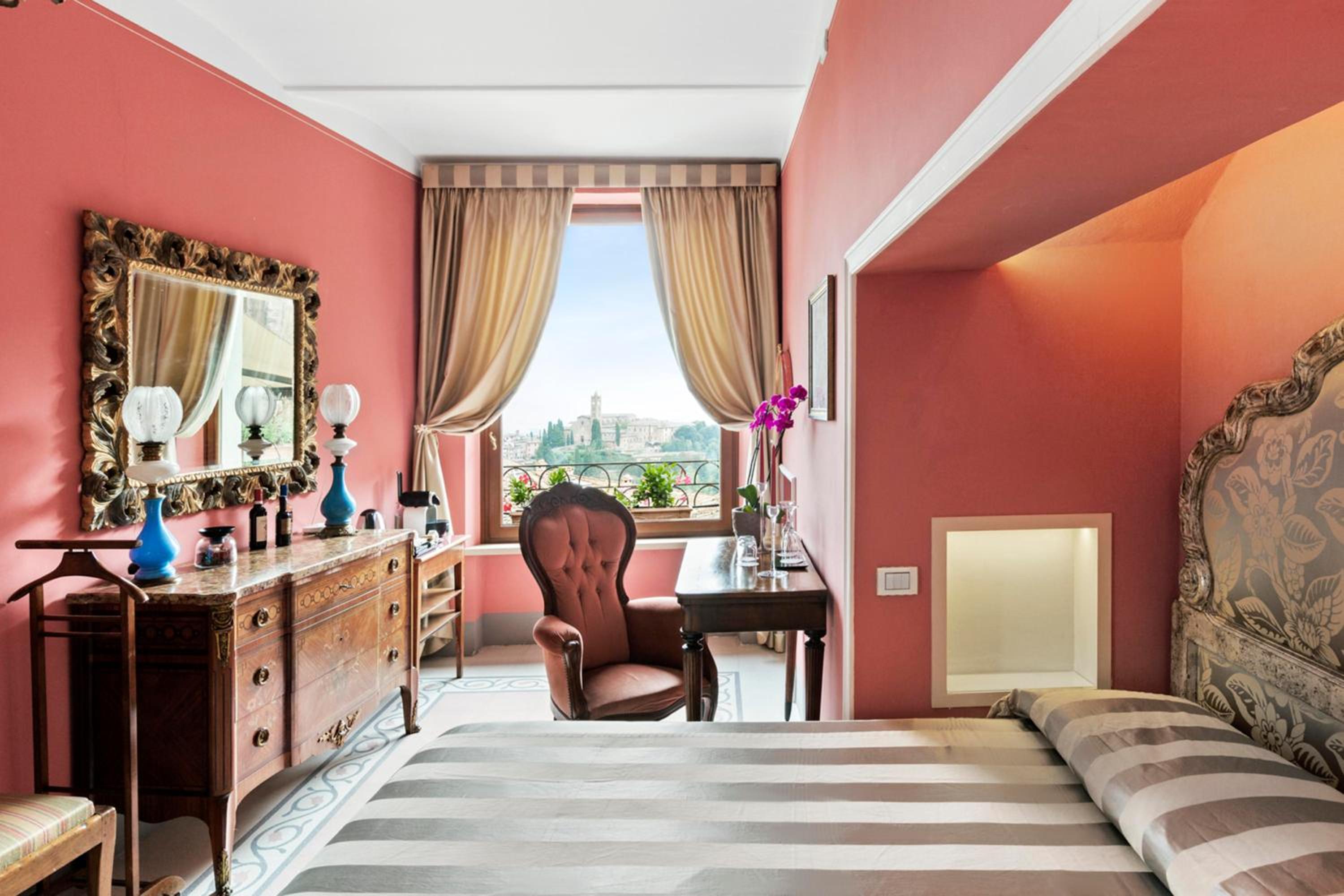 Suite with City View