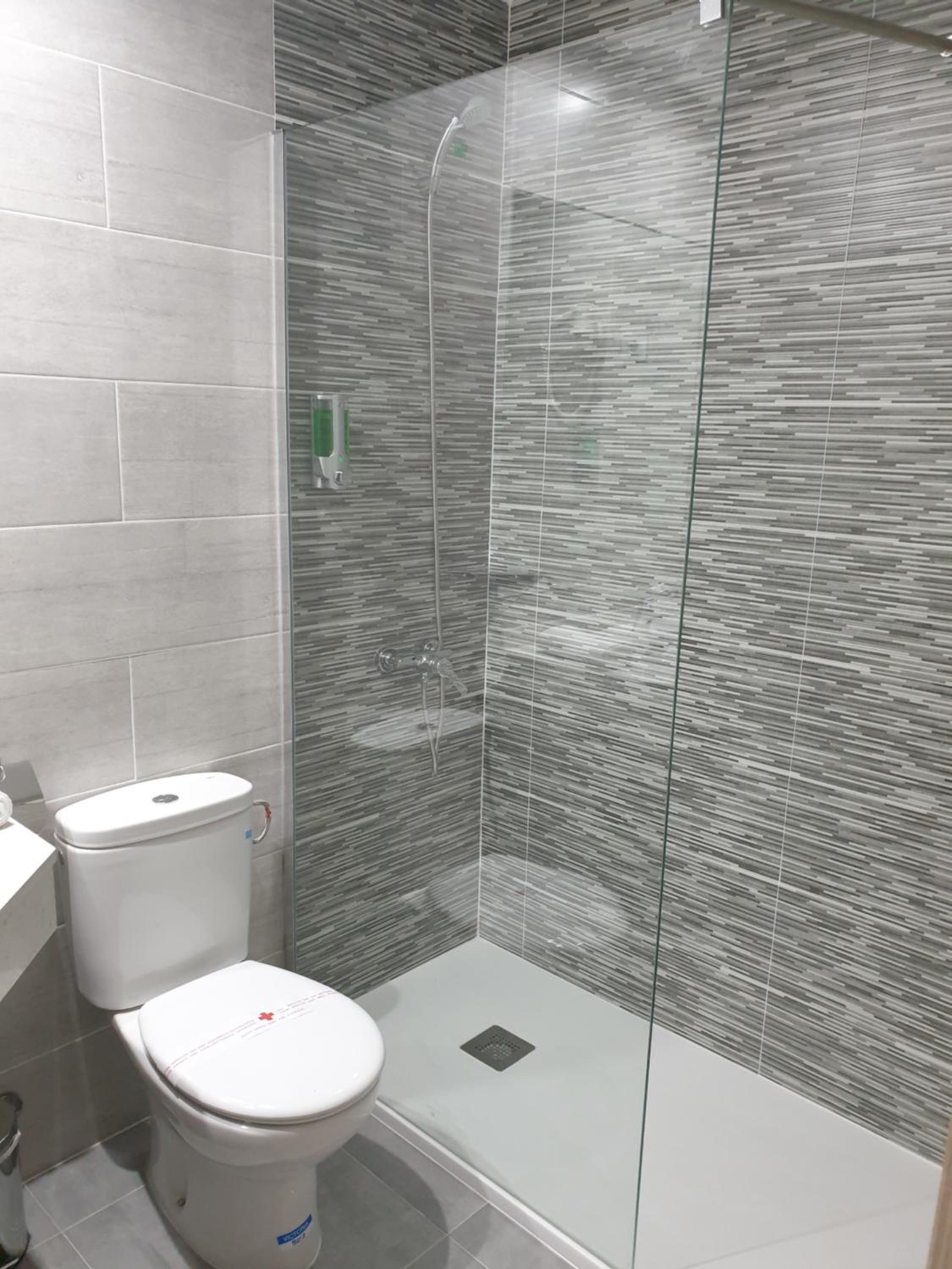 Deluxe Double or Twin Room photo 2