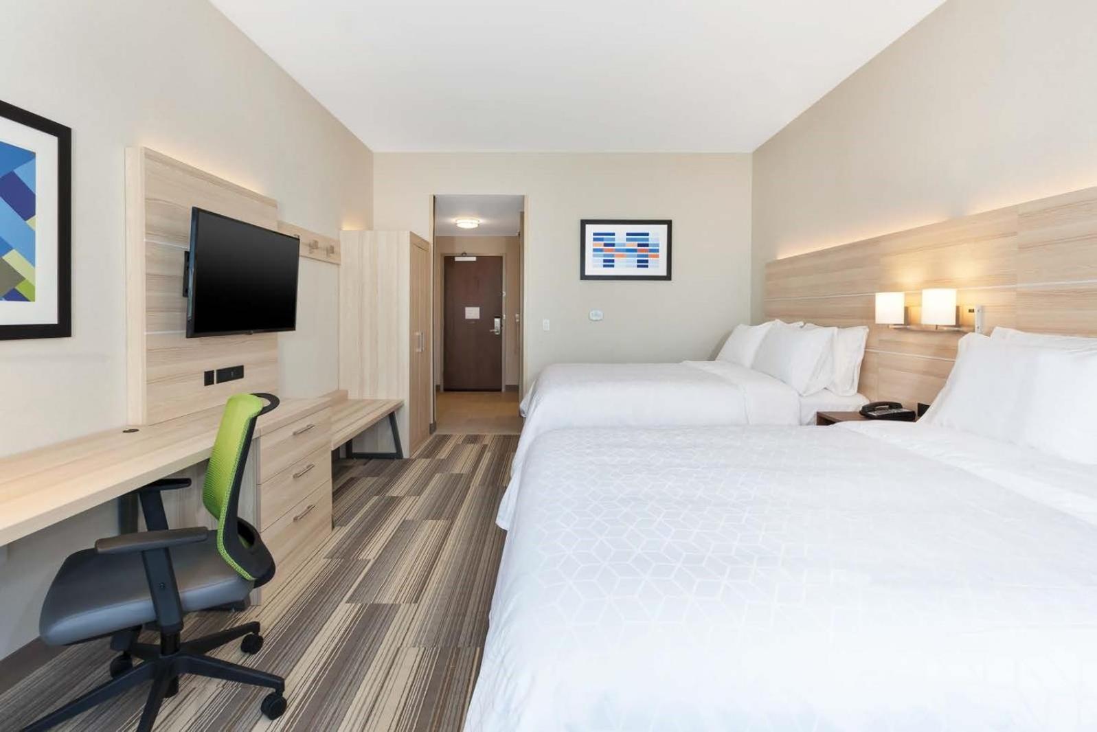 Standard Room with Two Queen Beds