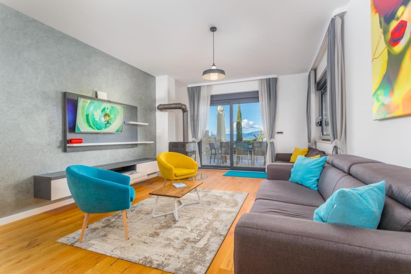 Three-Bedroom Villa photo 1