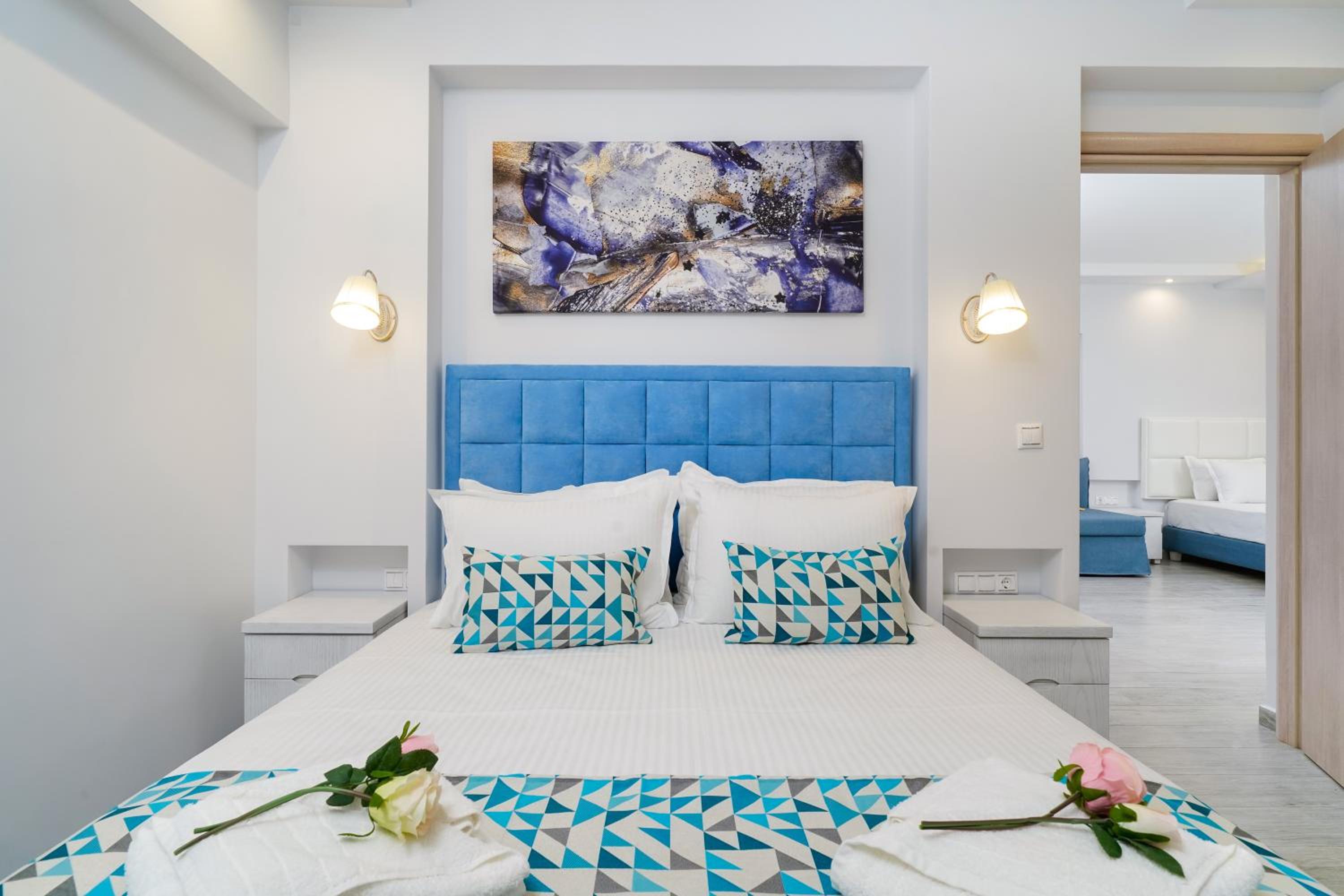 Three-Bedroom Villa photo 1