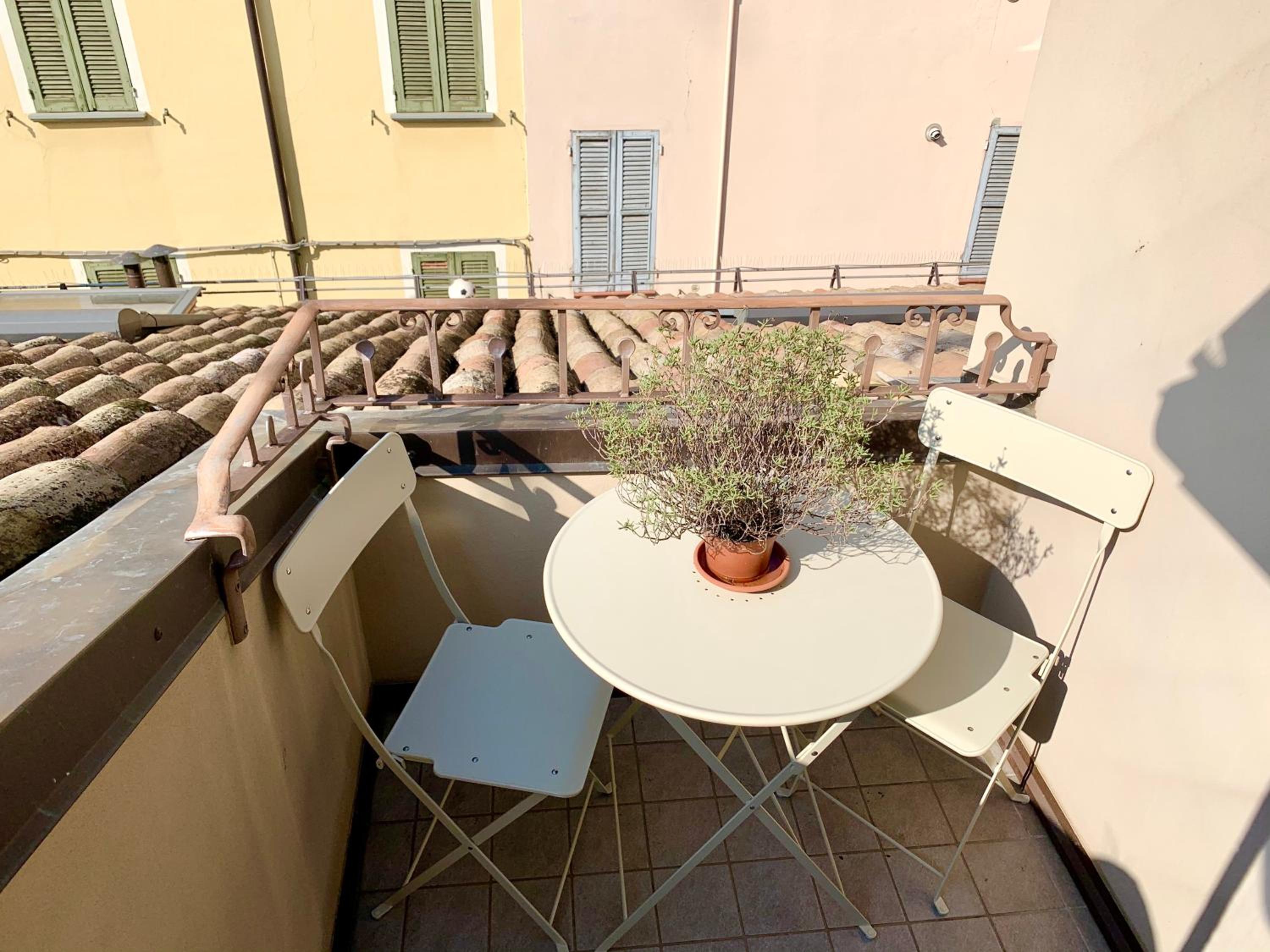 Studio with Balcony - Photo 29