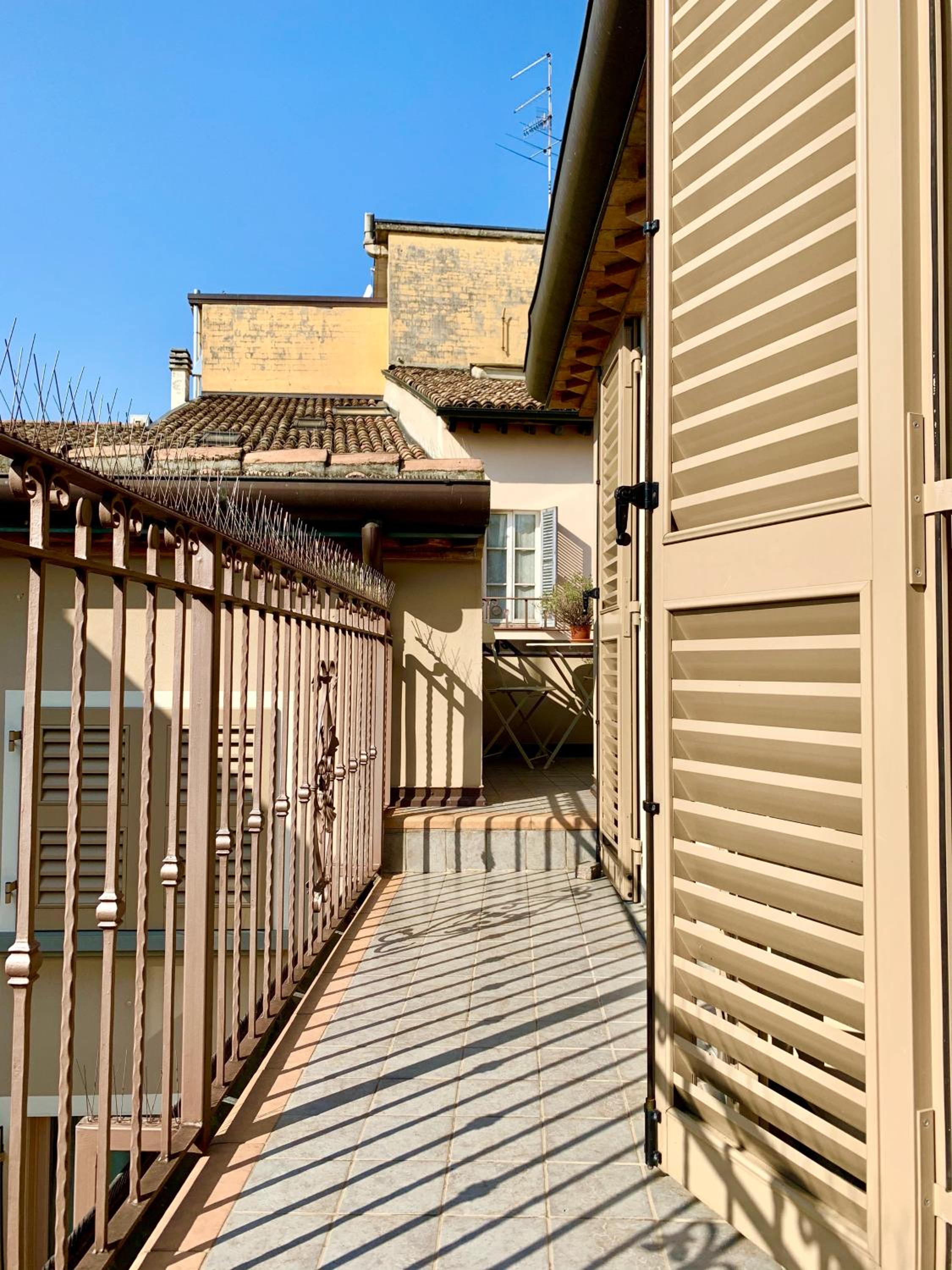 Studio with Balcony - Photo 23