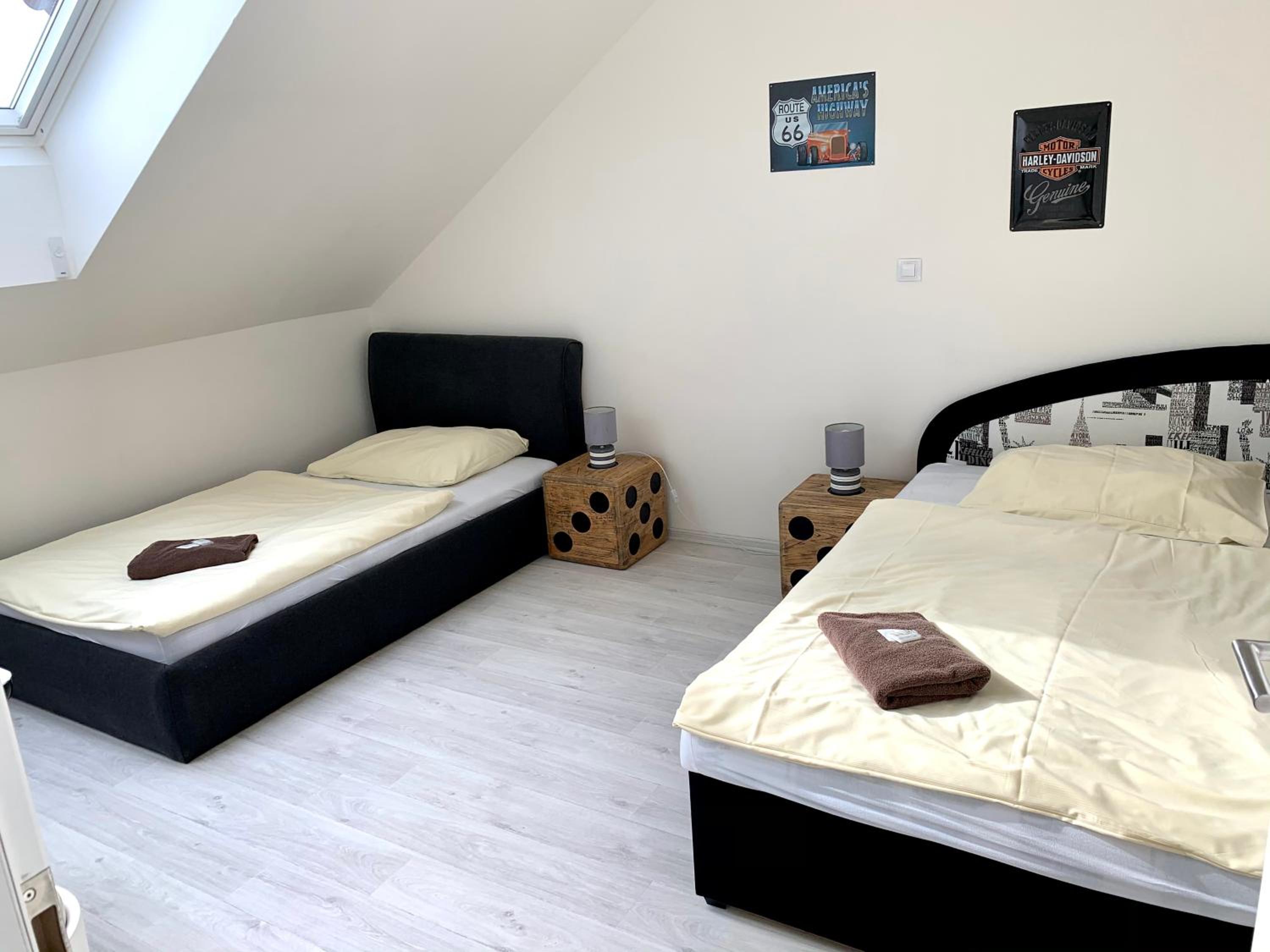 Deluxe Family Room - Photo 3