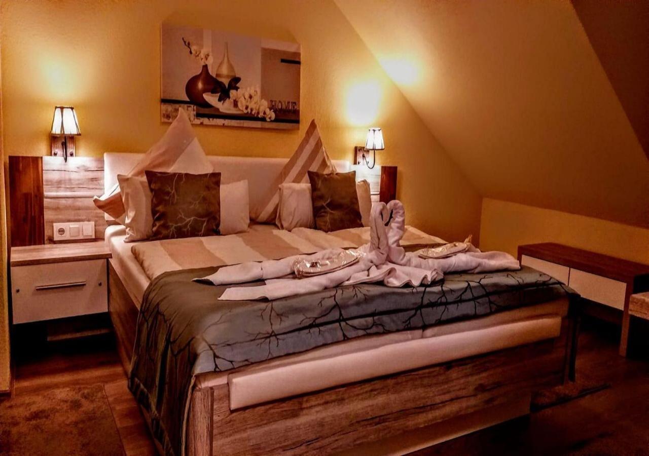 Double Room - Photo 37