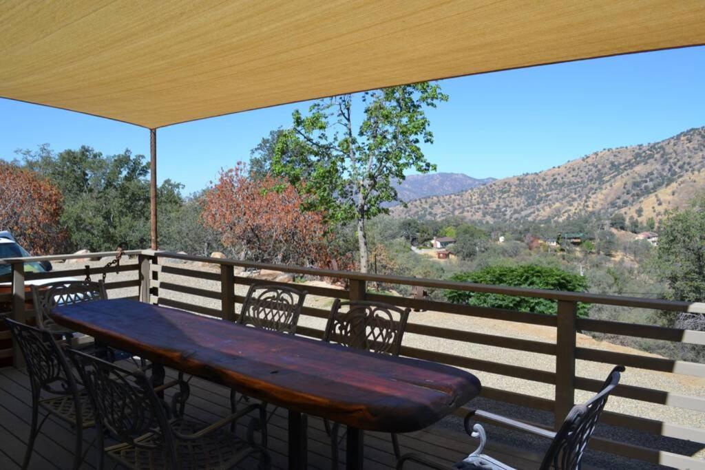 Three-Bedroom House - Photo 24