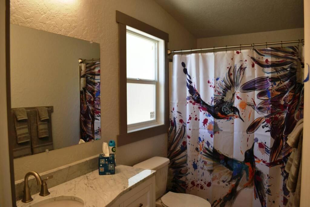 Three-Bedroom House - Photo 35