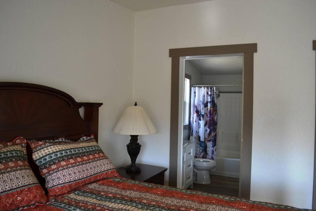 Three-Bedroom House - Photo 26