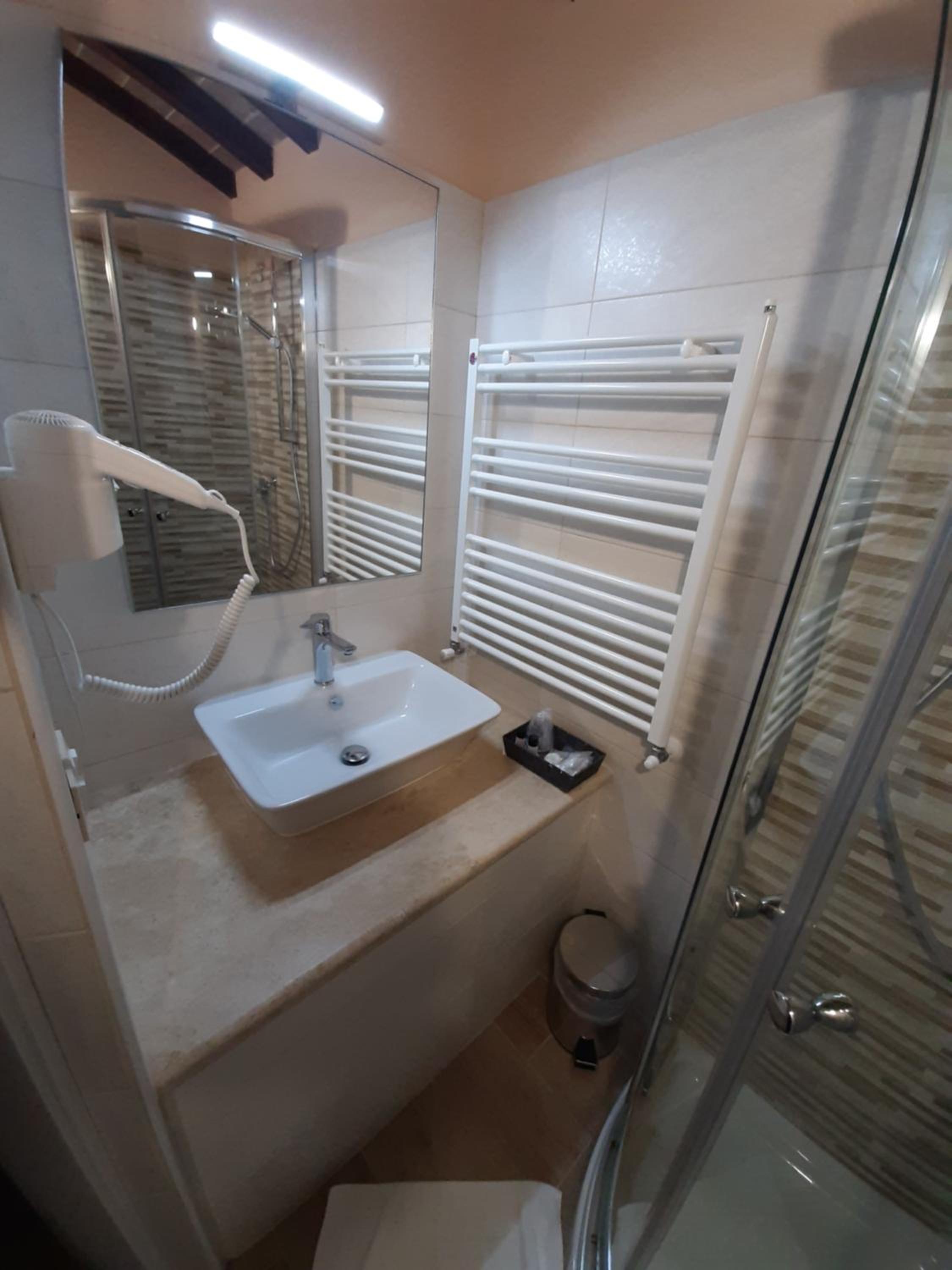Double Room with Balcony photo 2