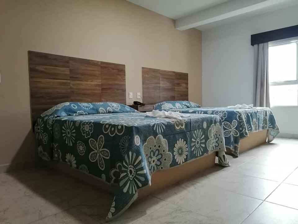 Deluxe Queen Room with Two Queen Beds