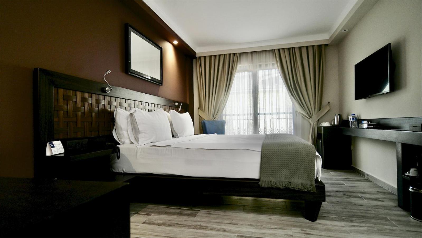 Deluxe Double Room - Photo 2