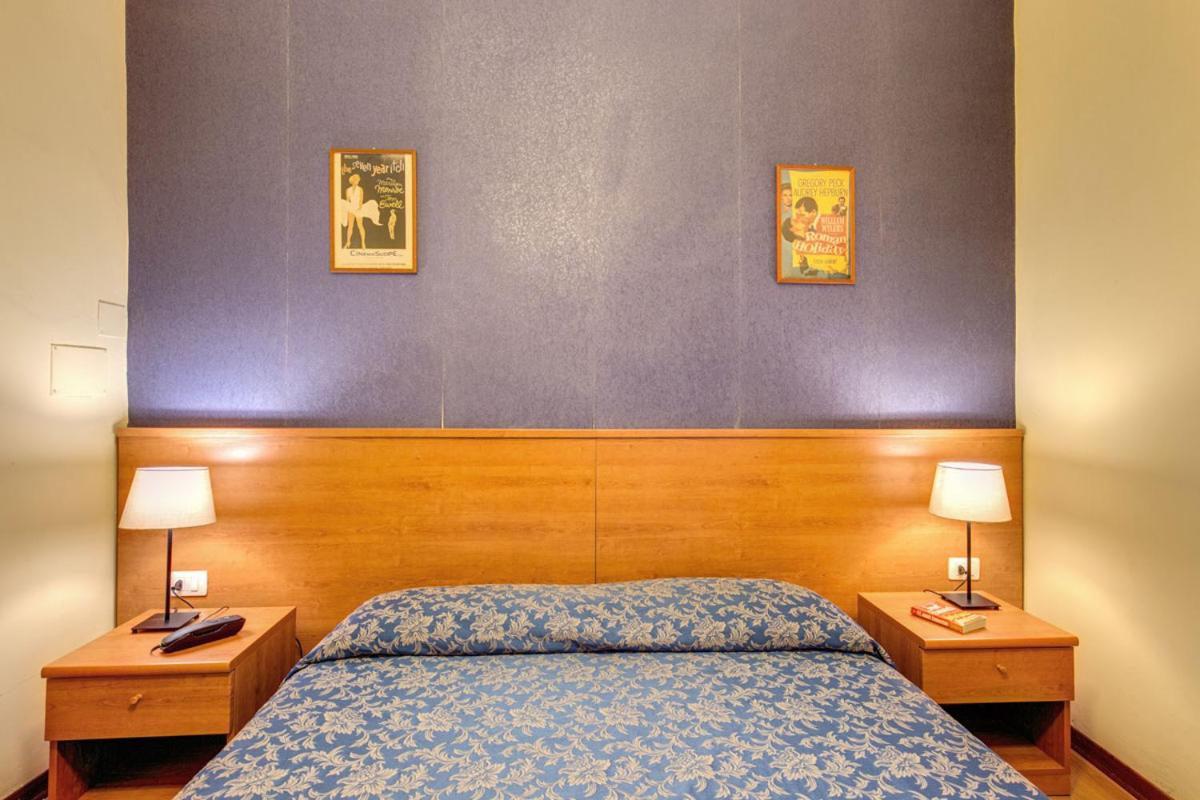 Double or Twin Room photo 2
