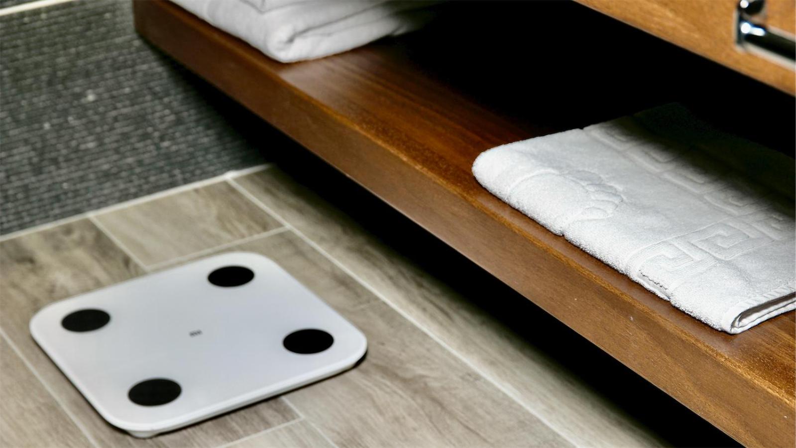 Standard Triple Room with Sea View - Photo 9