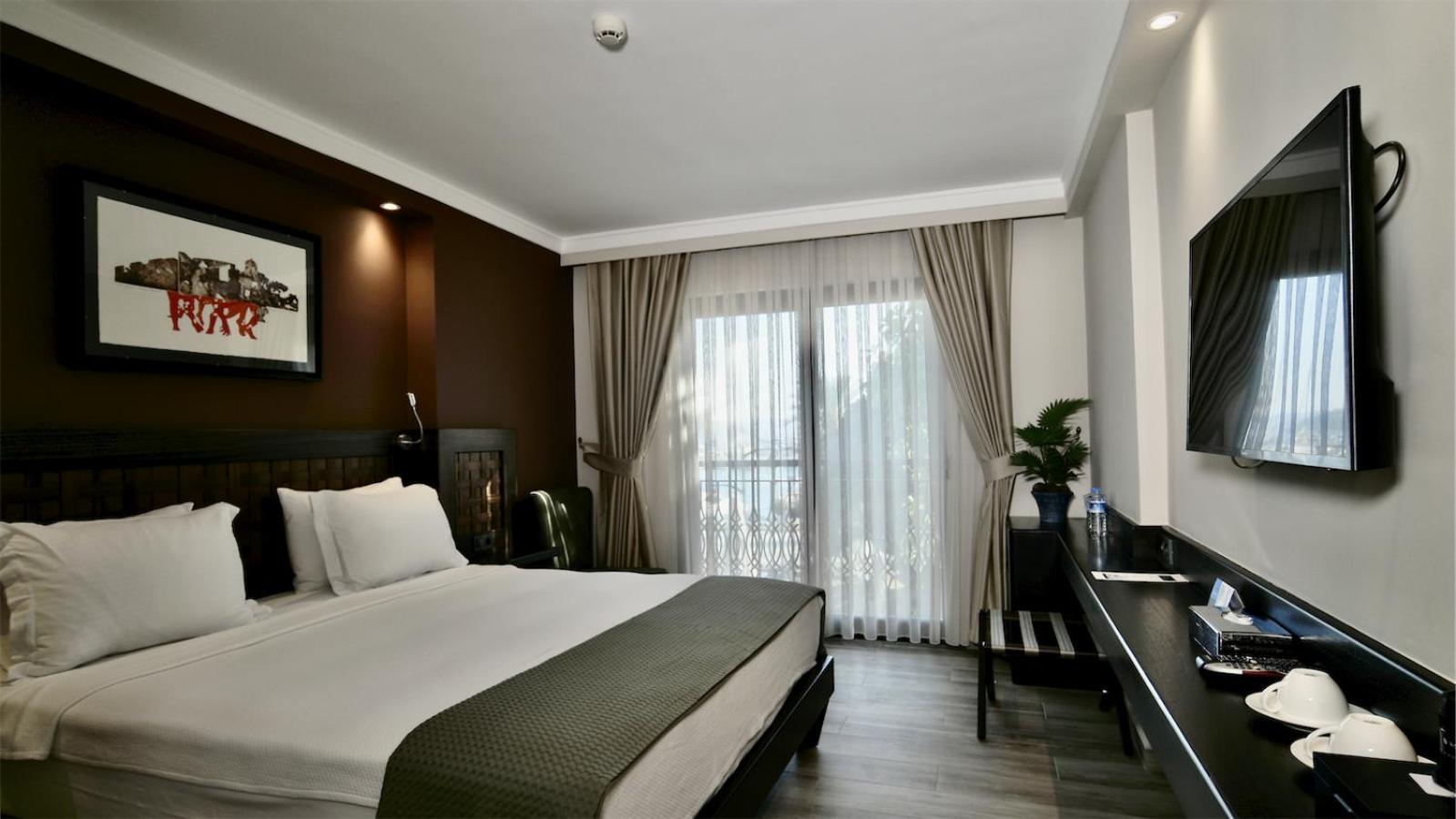 Double Room with Sea View - Photo 8