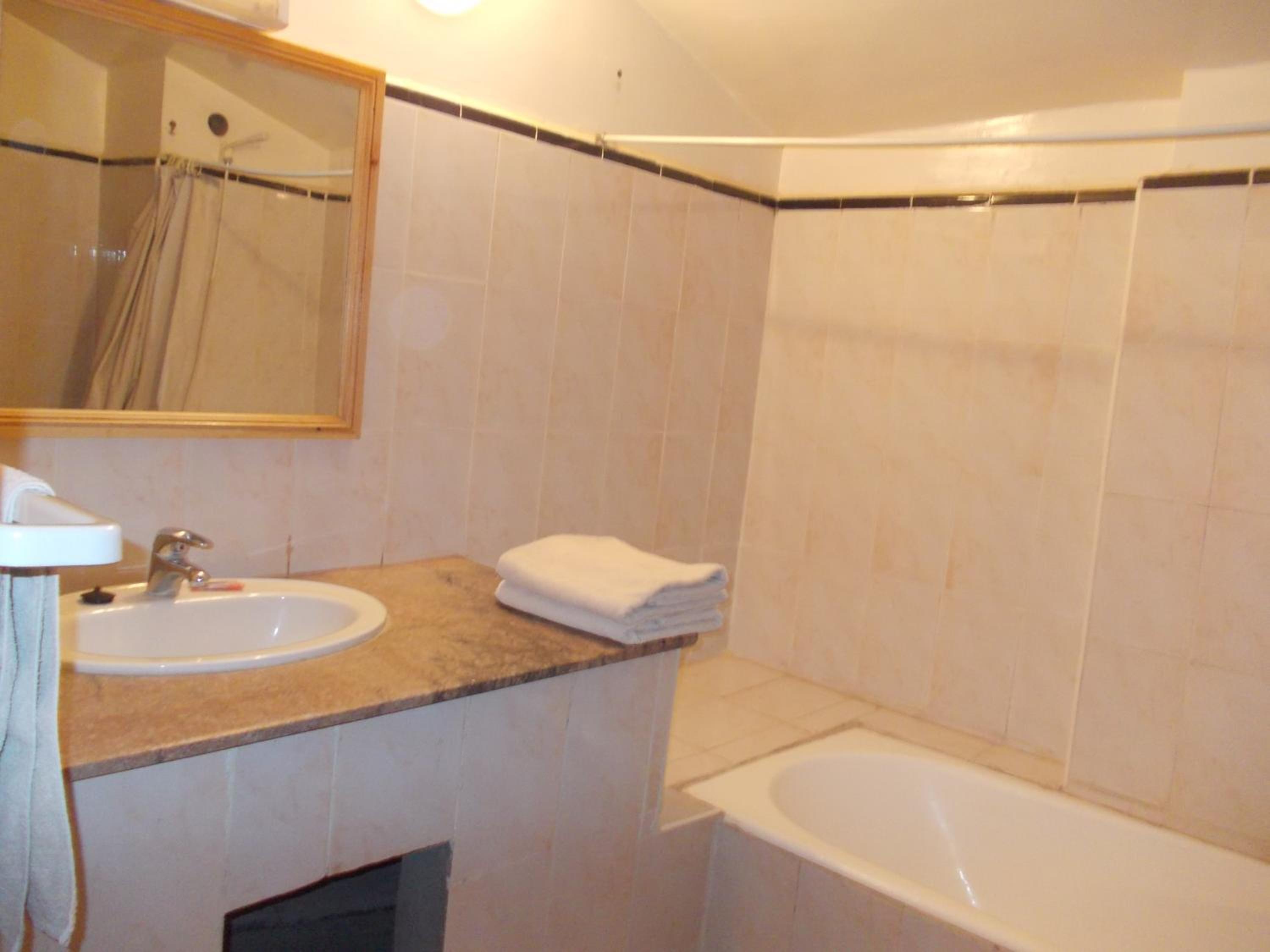 Double Room with Balcony photo 2