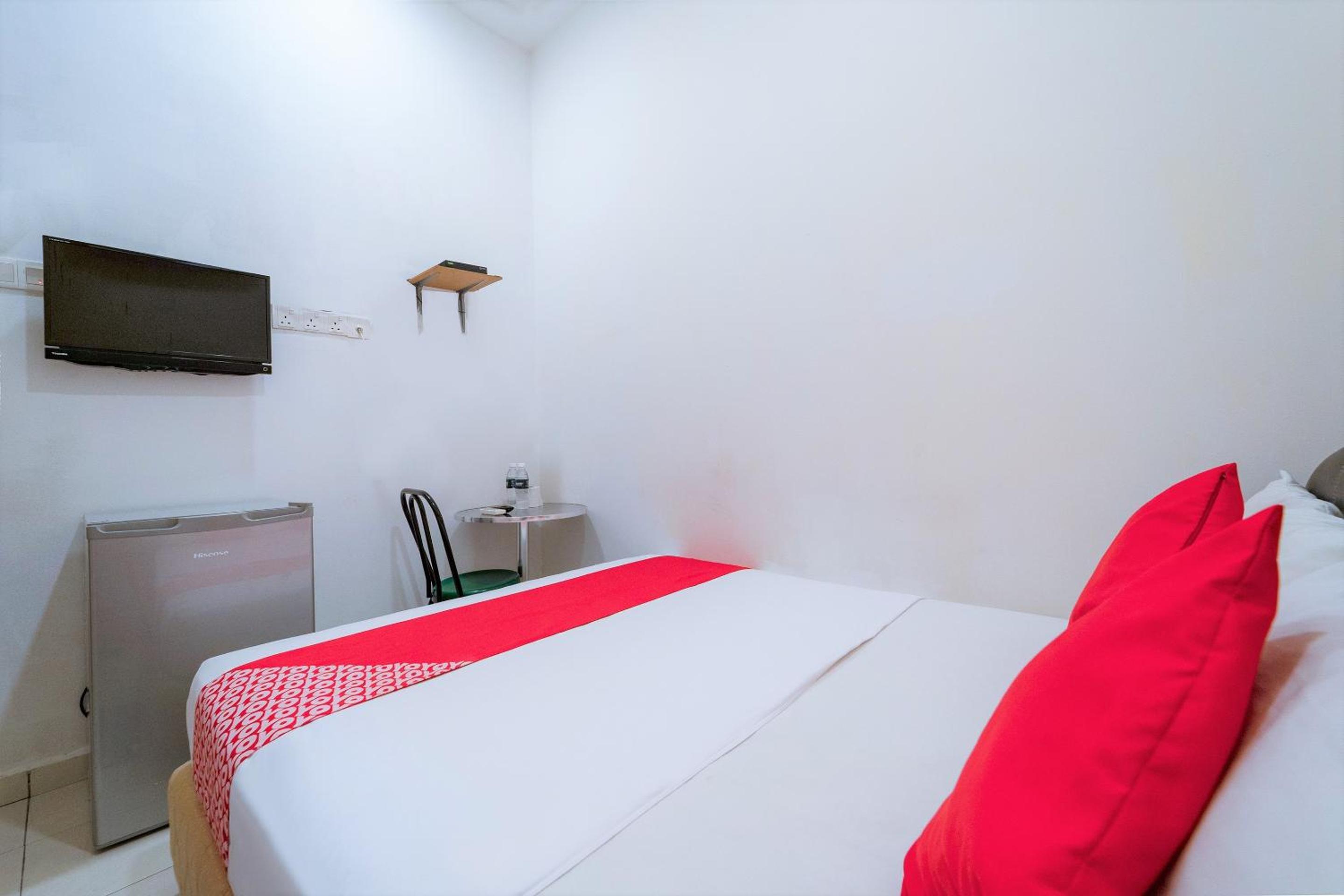 Standard Double Room - Photo 2