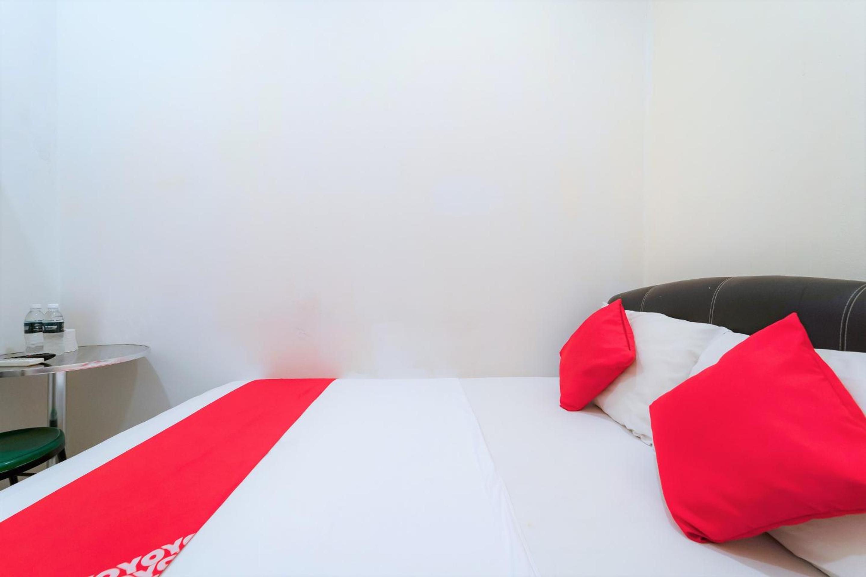 Standard Double Room - Photo 3