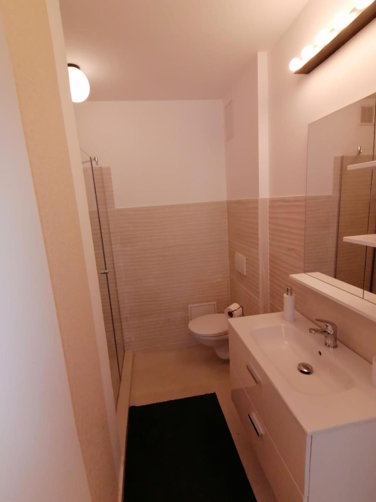 One-Bedroom Apartment - Photo 22