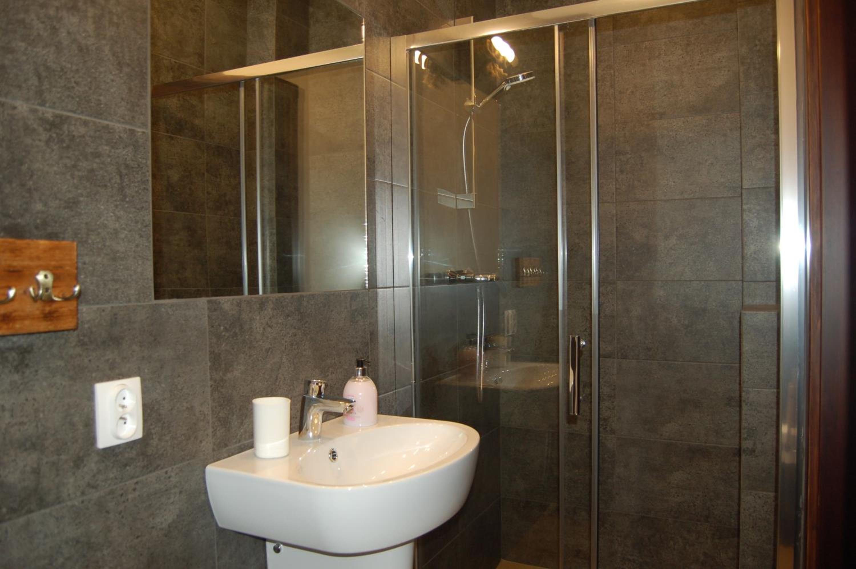 Double Room with Private Bathroom photo 3