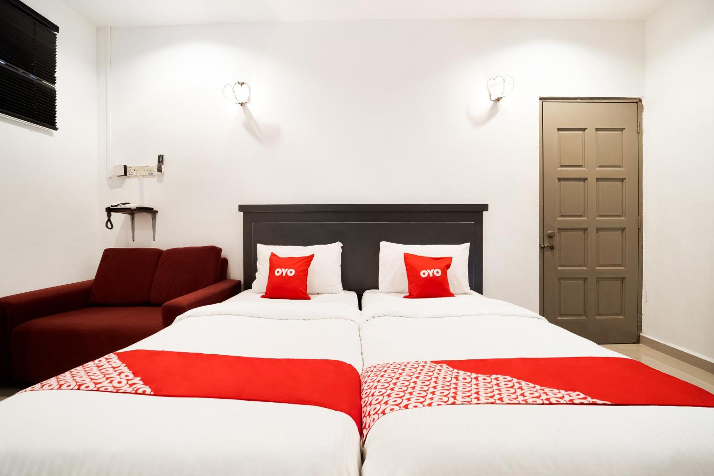 Deluxe Twin Room - Photo 6