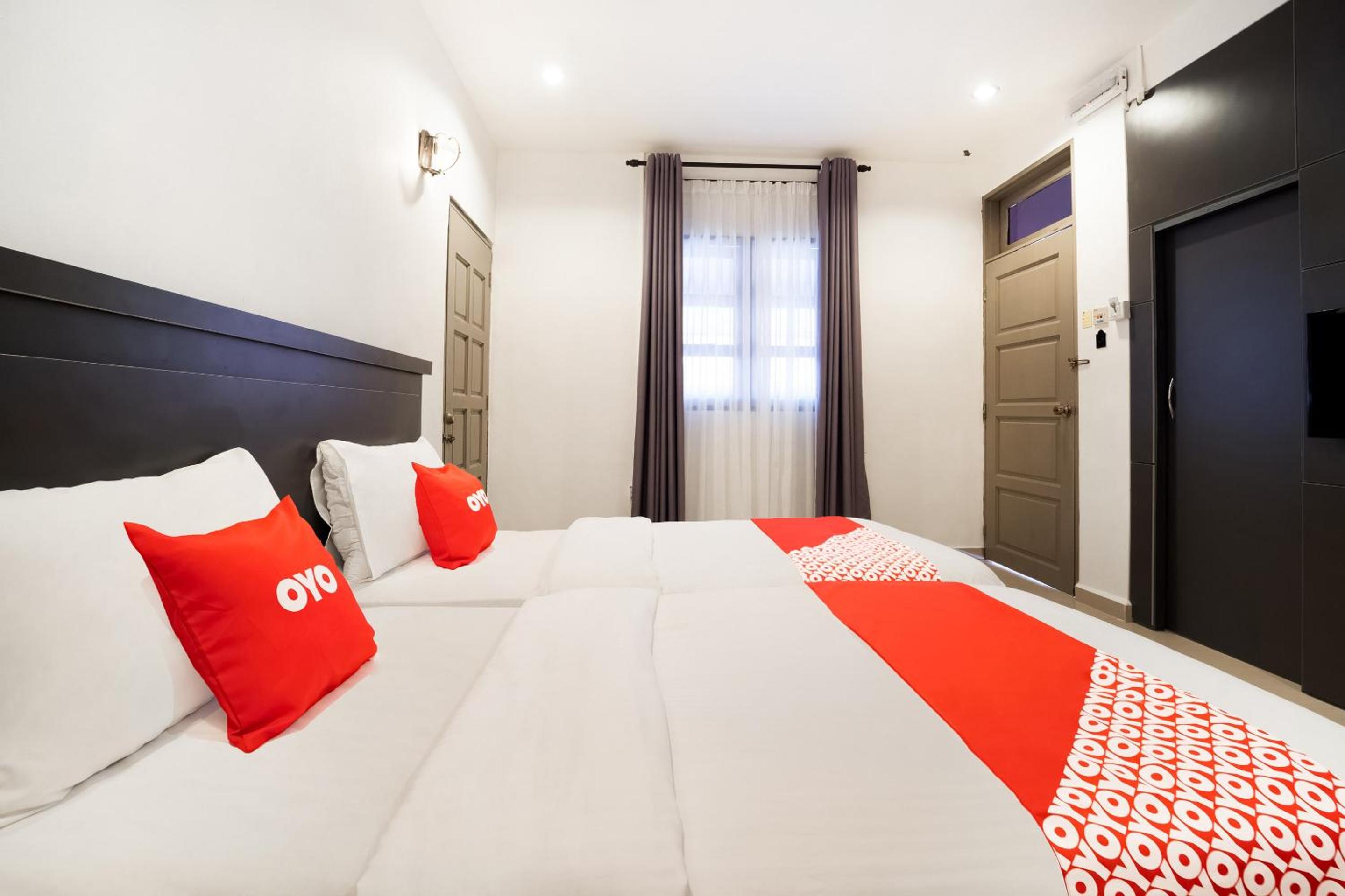 Deluxe Twin Room - Photo 8