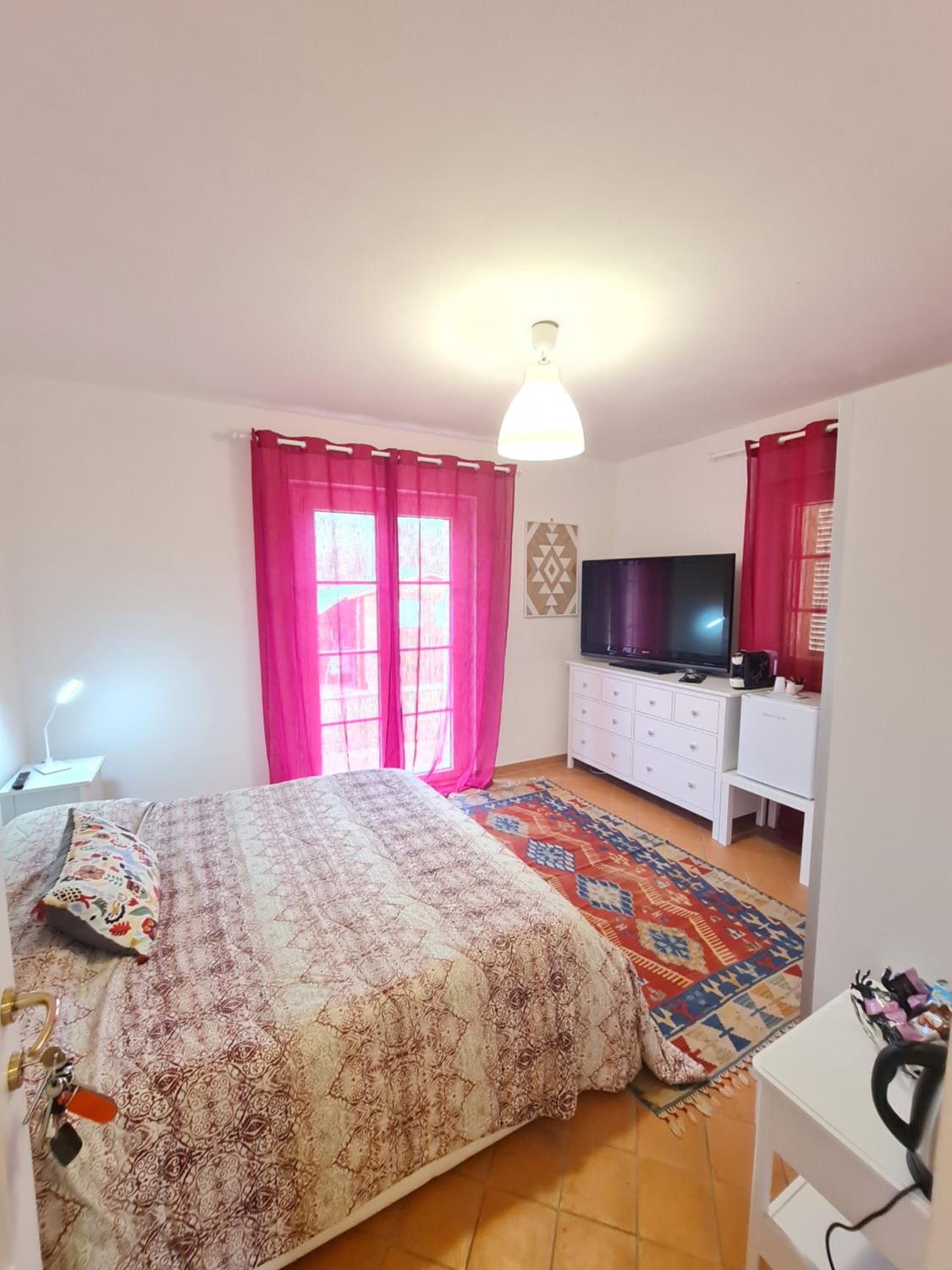 Deluxe King Room photo 2