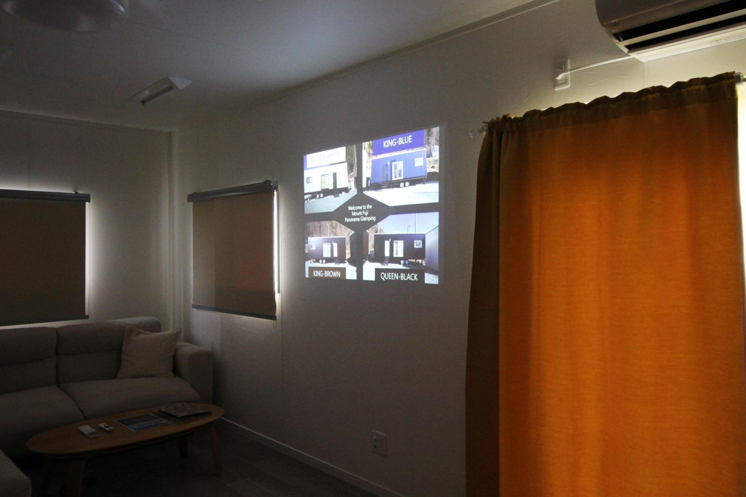 Queen Room - Photo 10