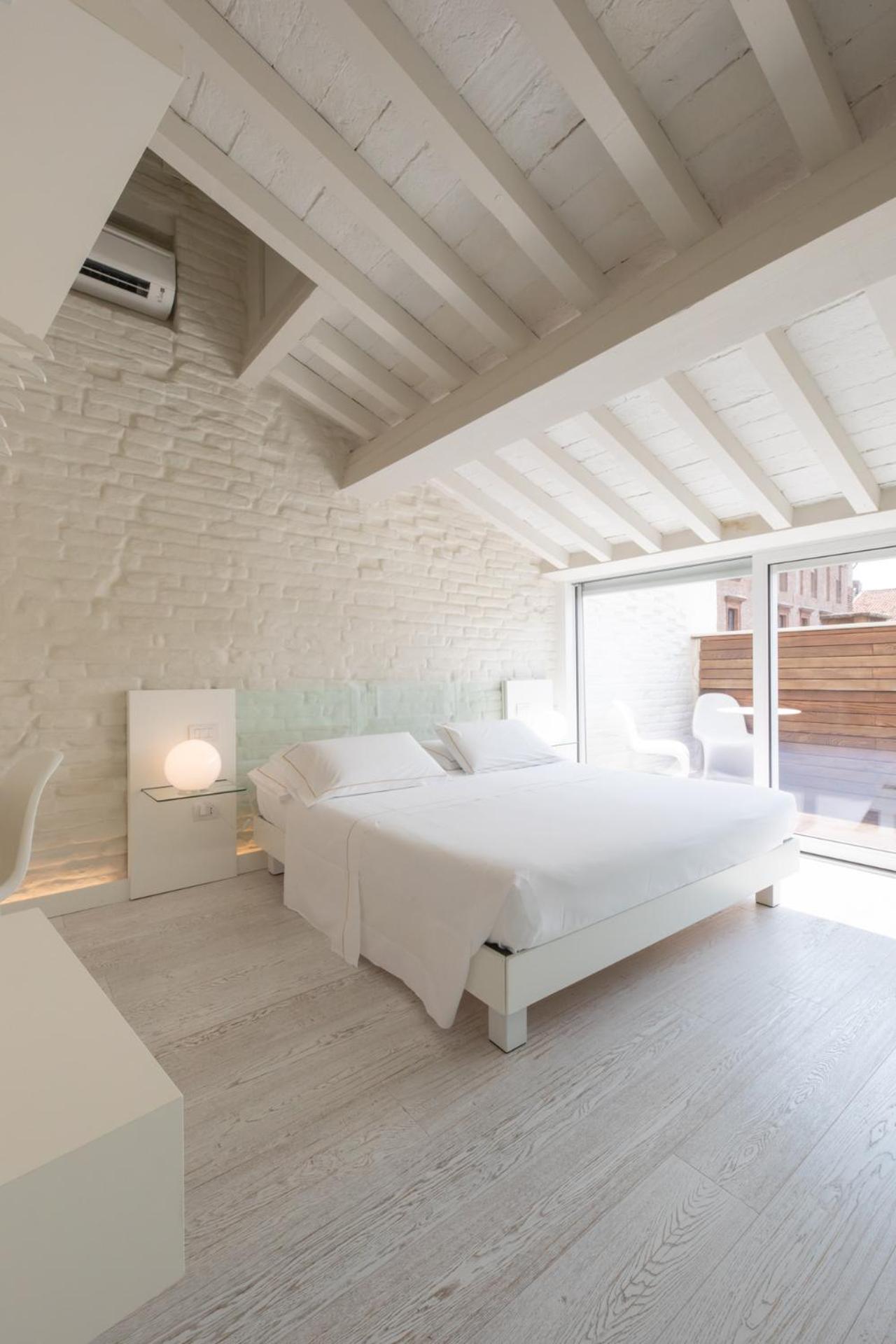 Superior Double Room - Photo 24