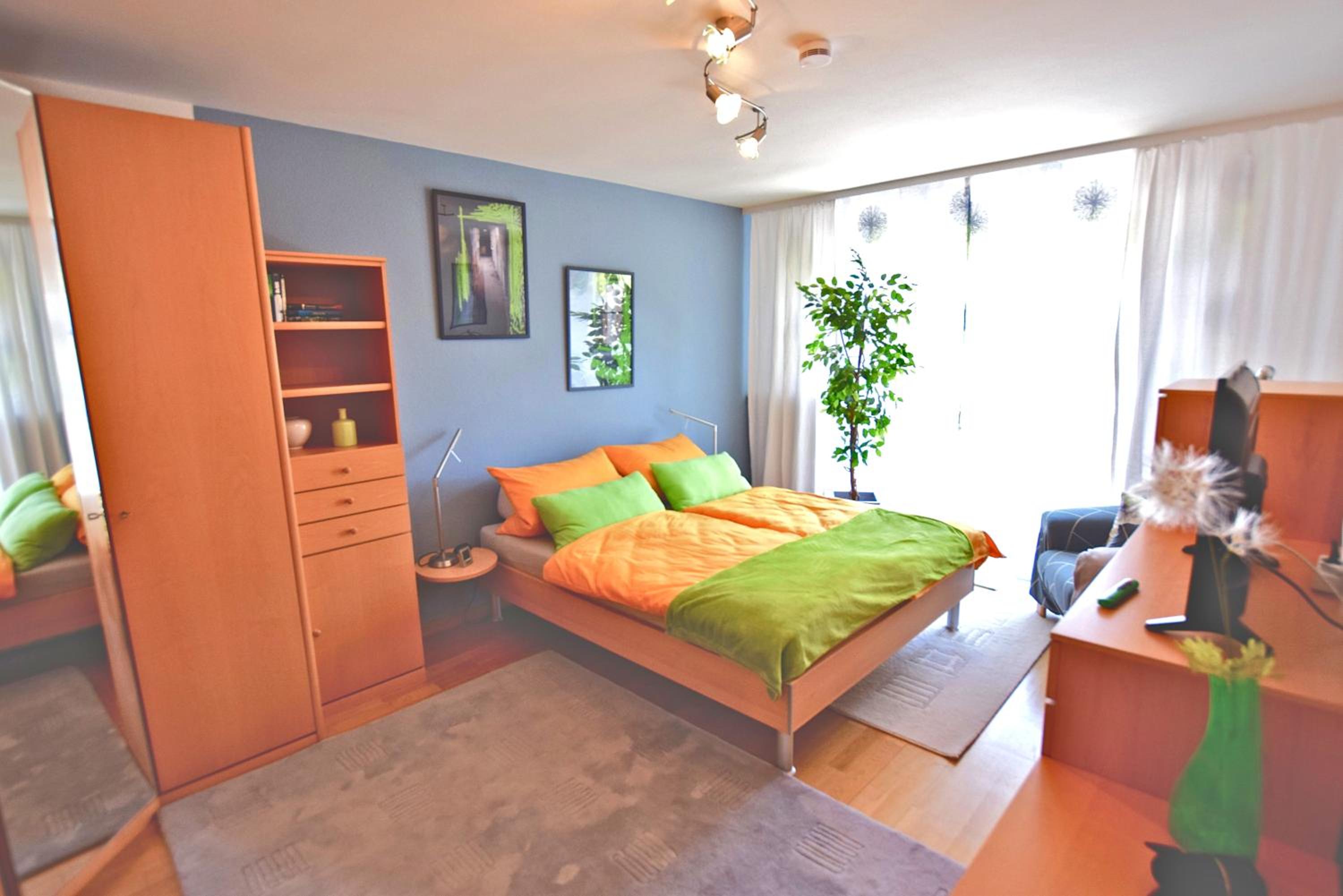 Apartment with Balcony photo 1