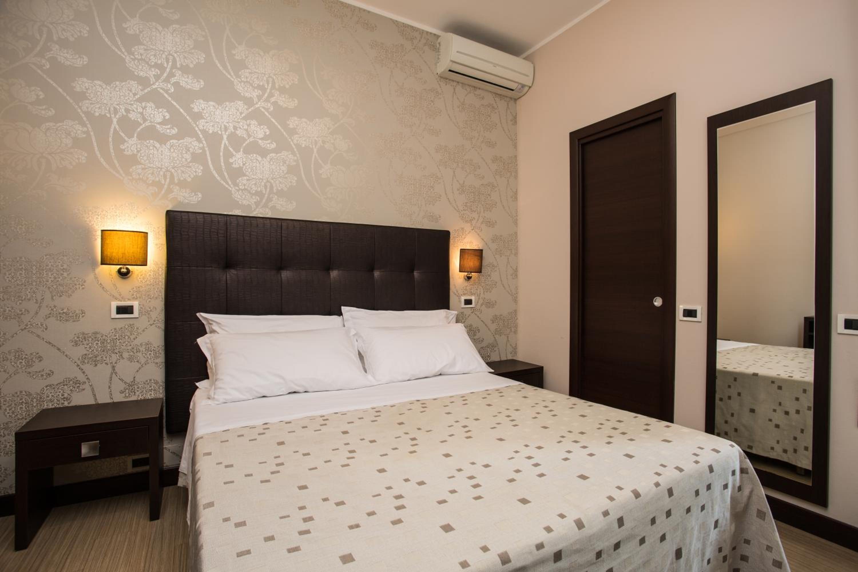Superior Double Room - Photo 4