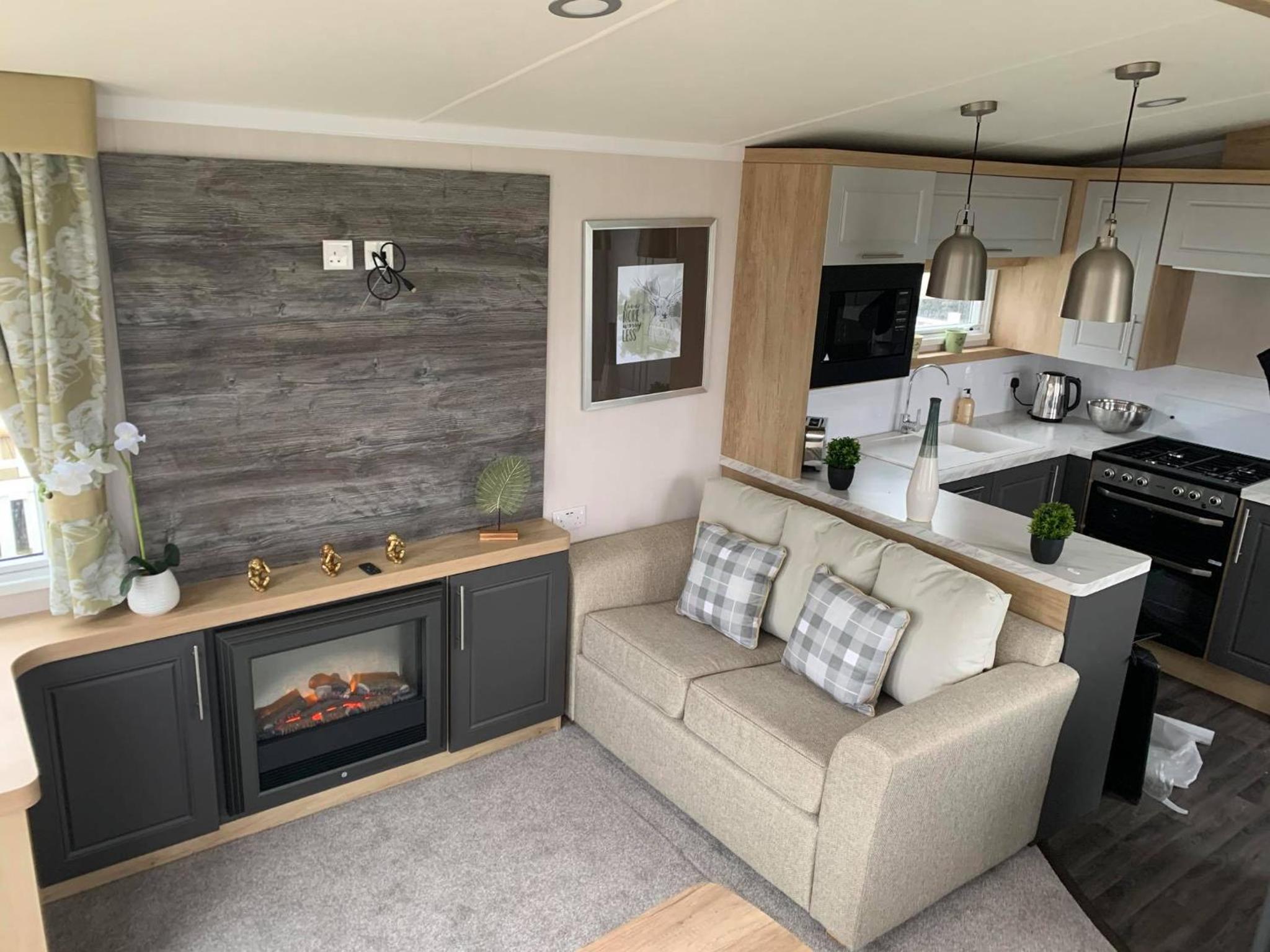 Caravan photo 1