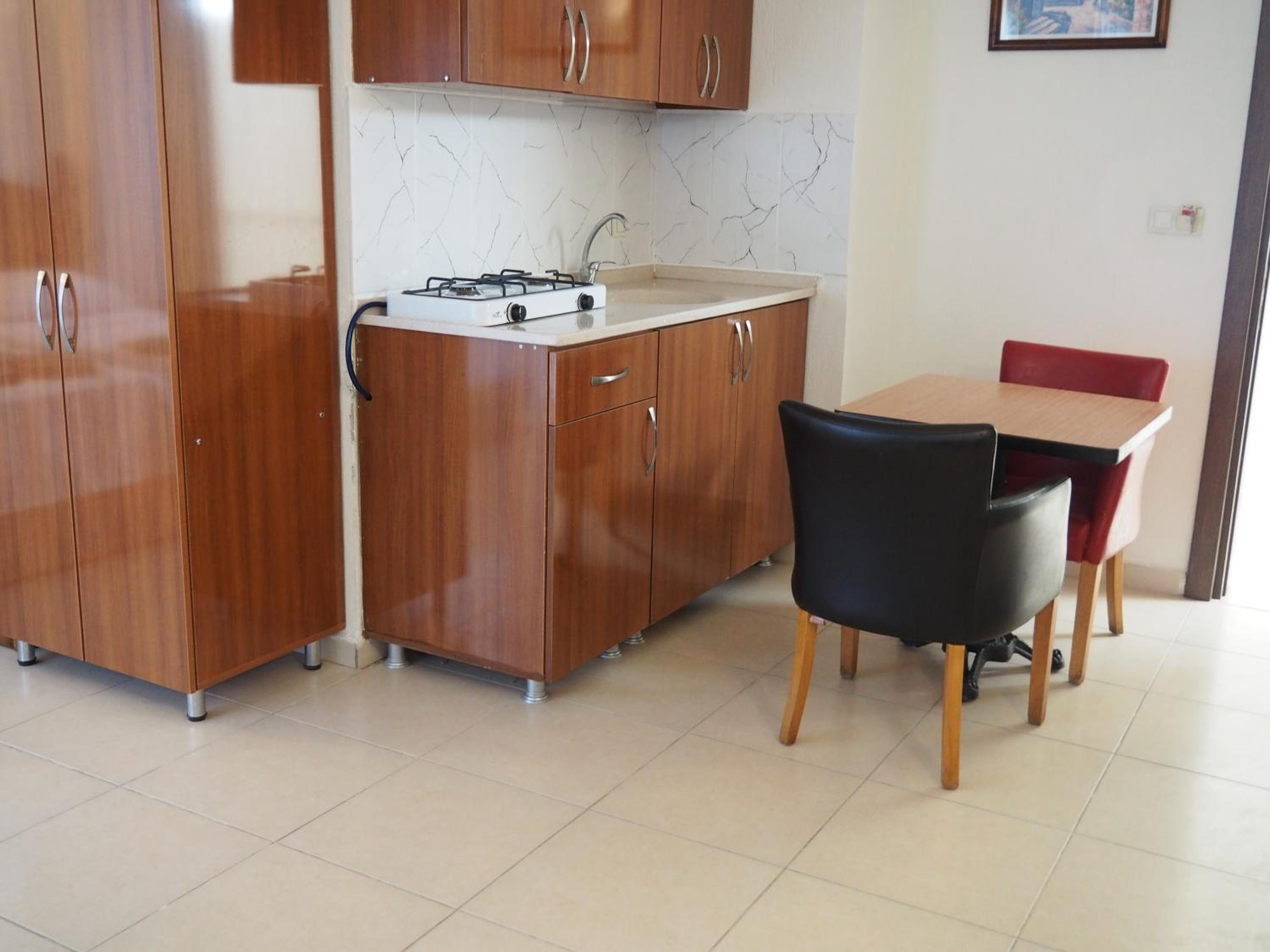 Family Room - Photo 20