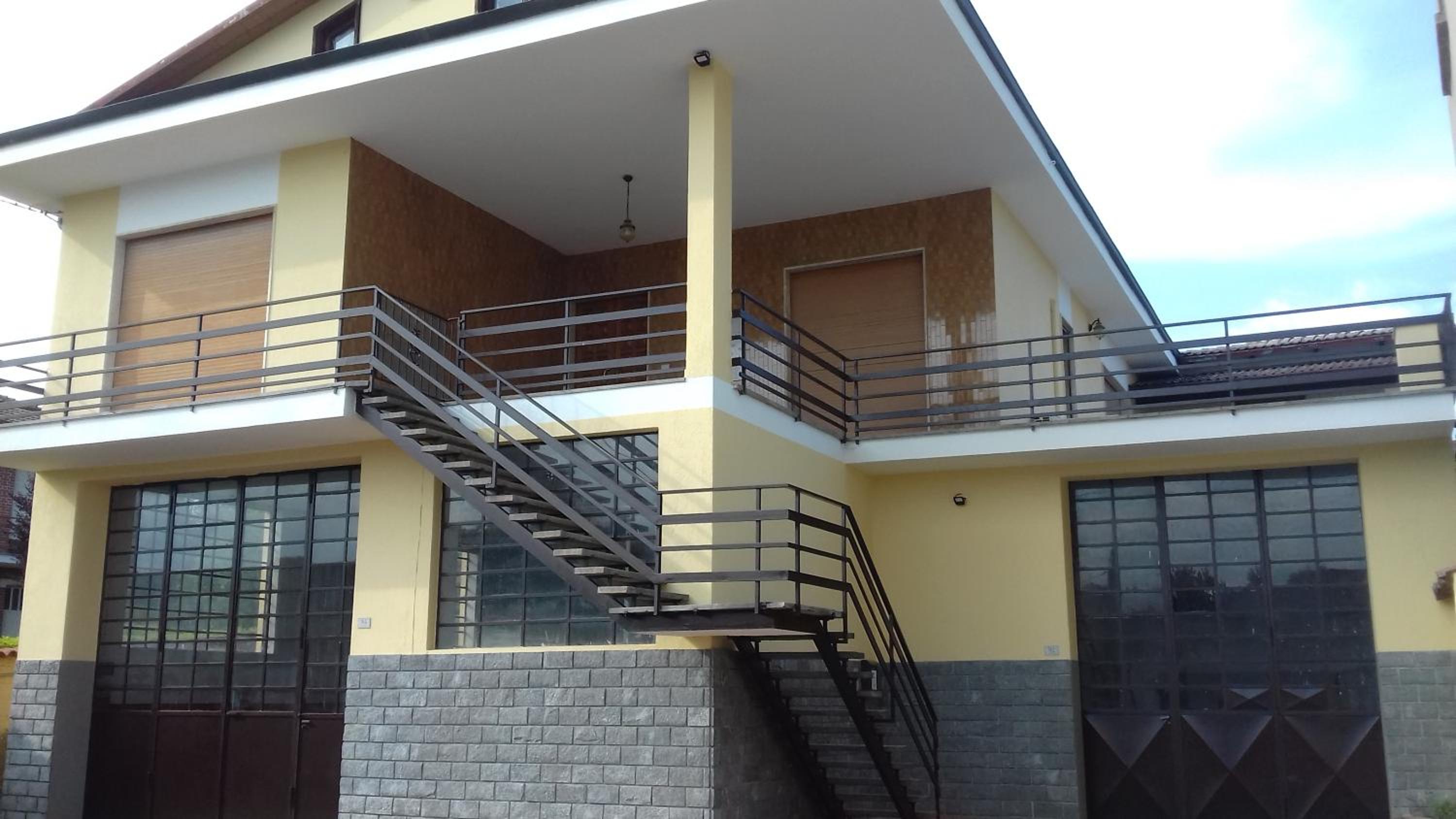 Triple Room with Private Bathroom photo 2