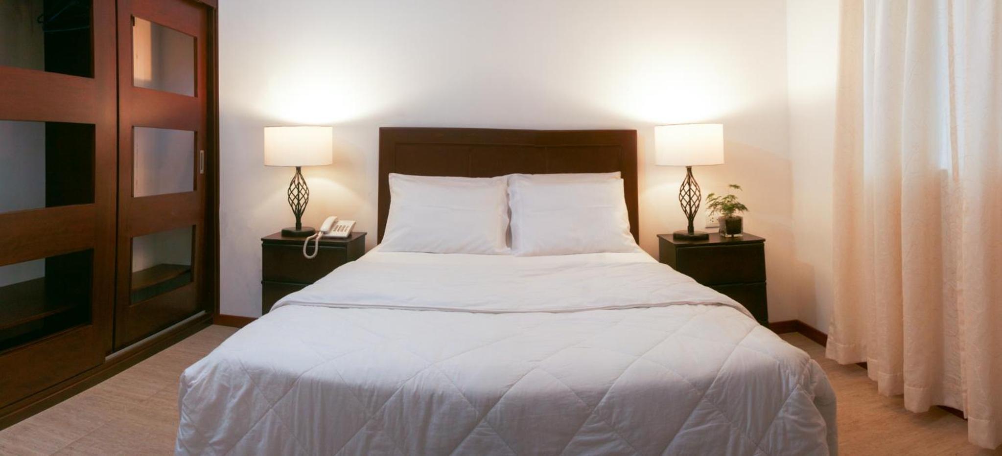 Queen Room photo 1