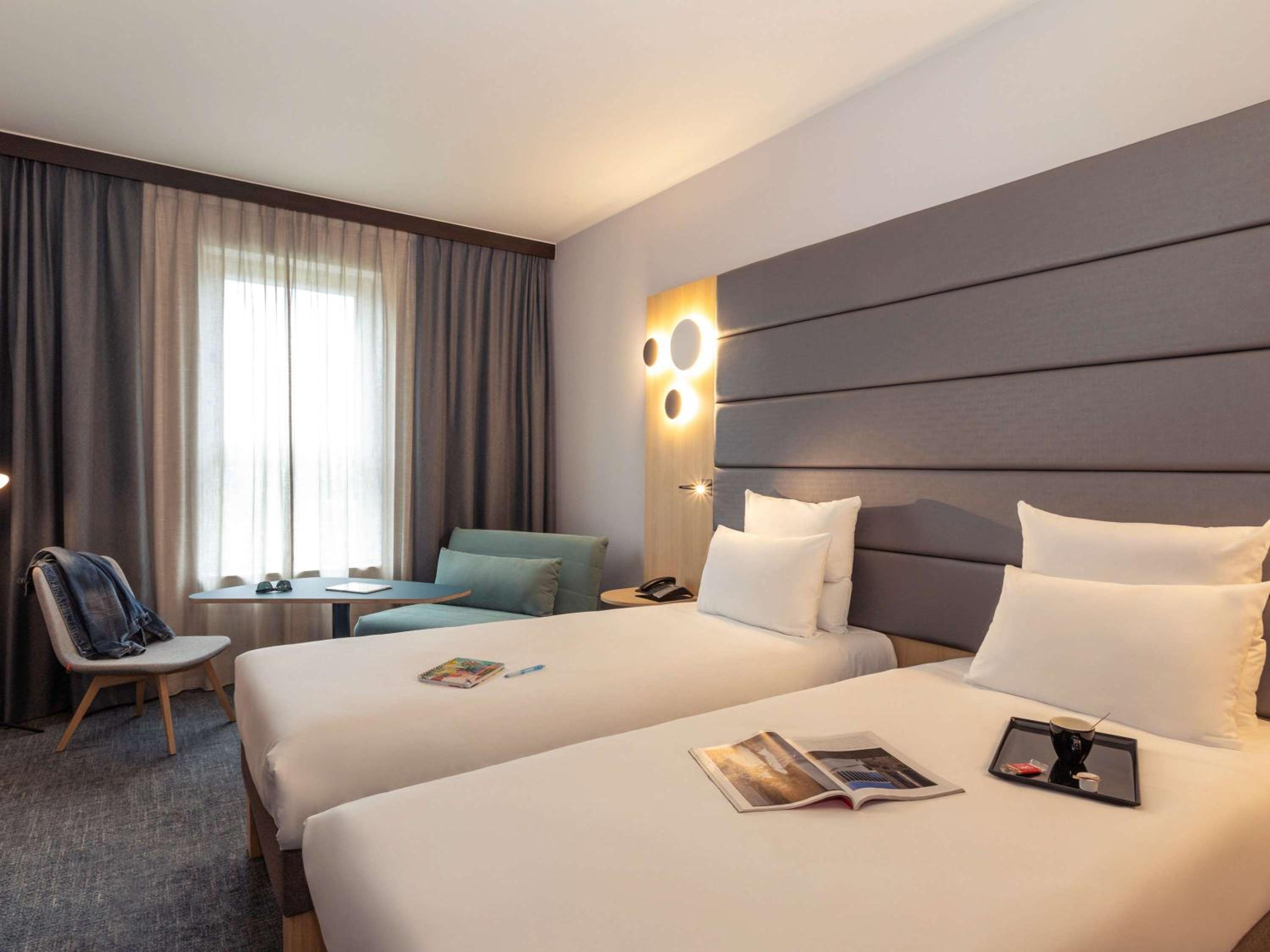 Superior Room with 2 Single Beds
