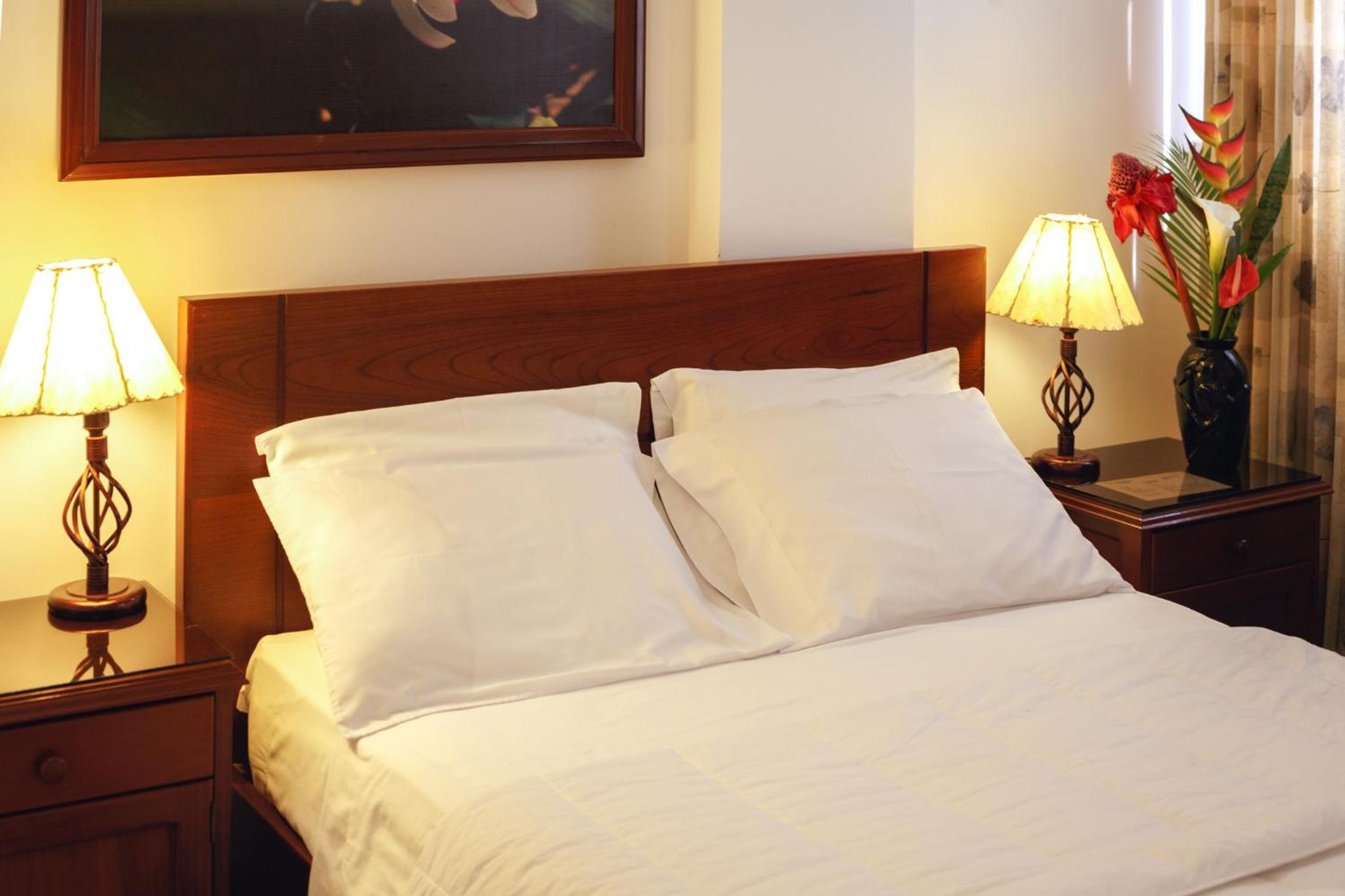 Queen Room photo 3