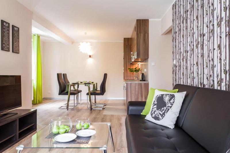 One-Bedroom Apartment - Wierzbowa 3 street - Photo 11