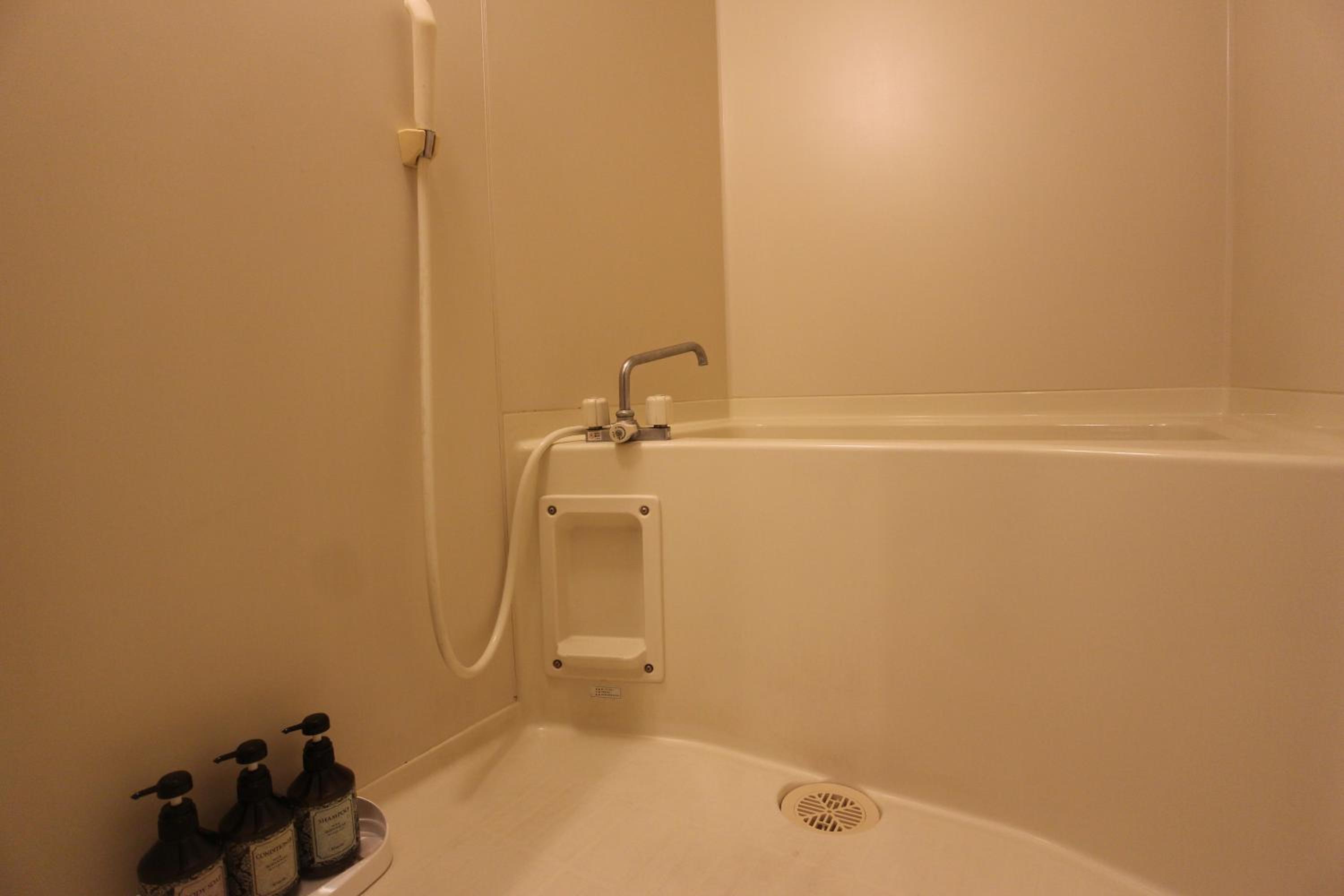 One-Bedroom Apartment photo 3