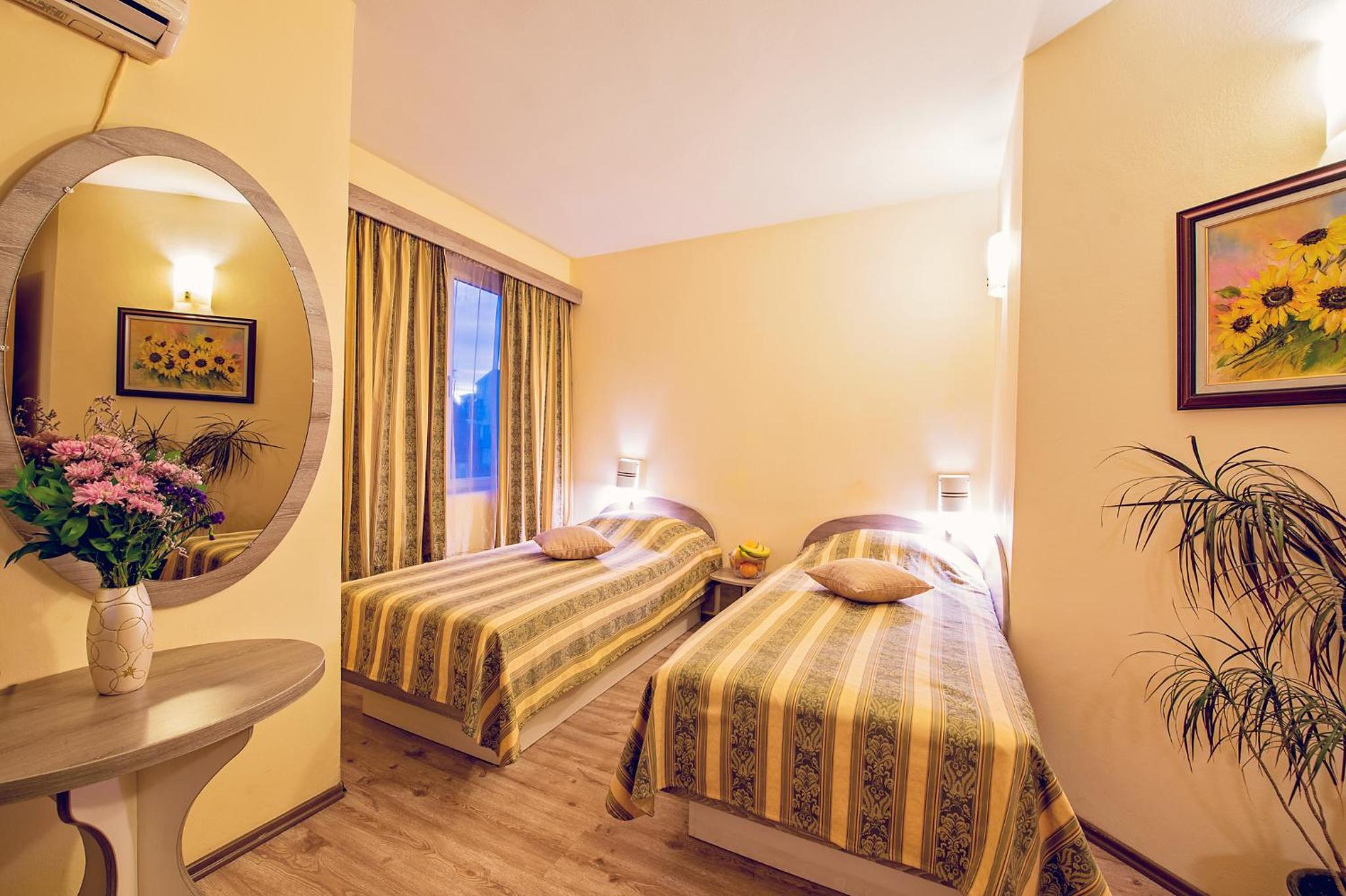 Double or Twin Room - Photo 20