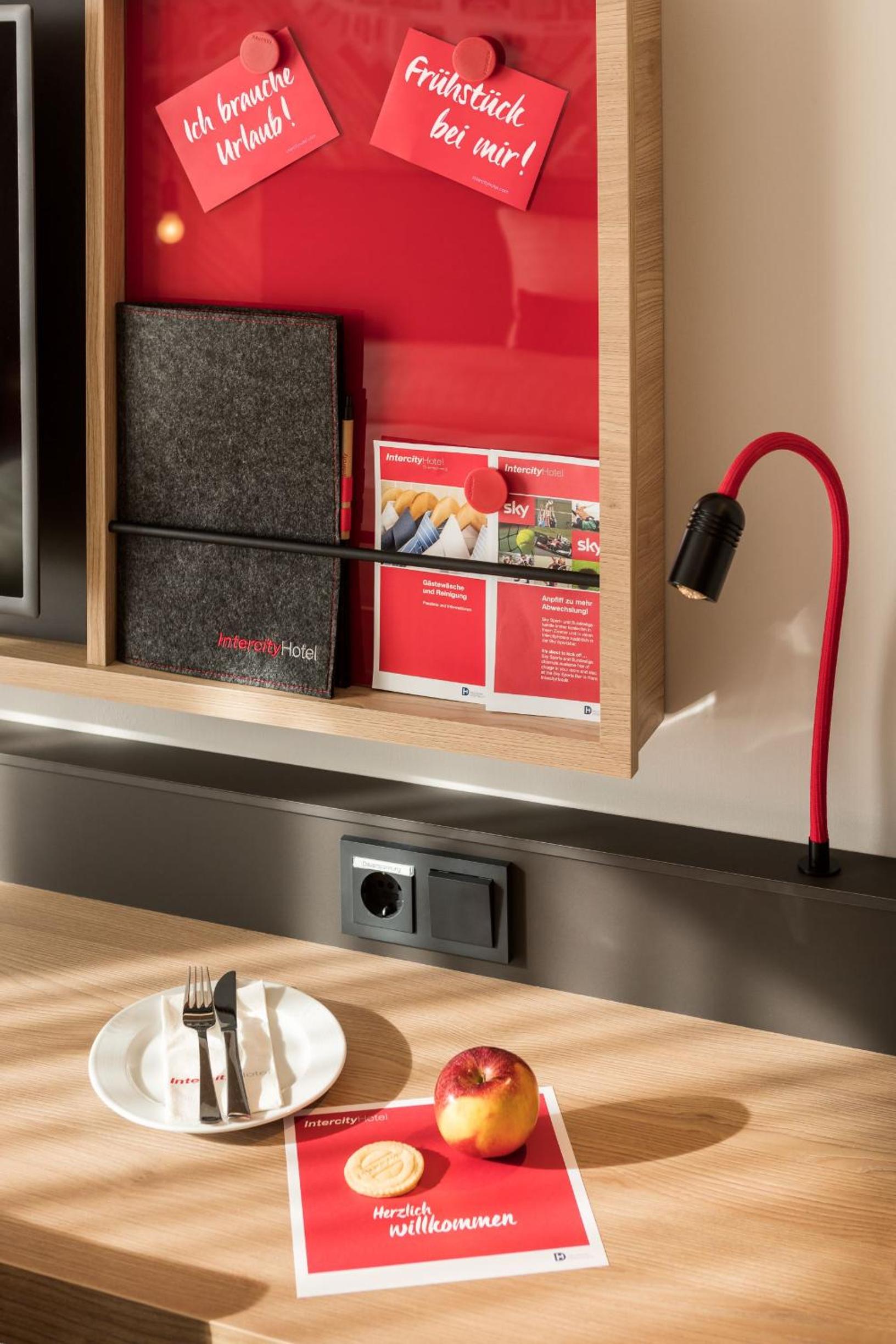 Business Twin Room - Photo 4